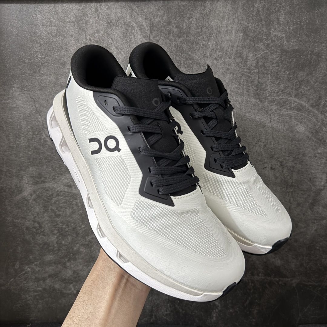 图片[4]-【PZ纯原】On昂跑 Cloudzone跑鞋 x Kith 联名 市场最优版本 区别市场通货 配件齐全 塑料膜包装 带手提袋 鞋底搭载了on的核心科技缓震技术CloudTec 绝对会是一双冷门联名好鞋，简约不失质感，细节满满却又很低调，不喜欢撞款的朋友赶紧入手！😍 尺码：36-45带半码-选品中心