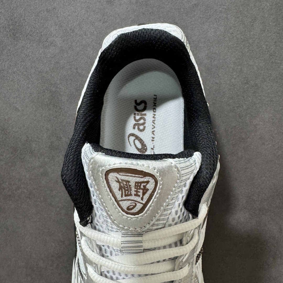 图片[6]-【公司级】AsicsGel-Kayano 12.1 亚瑟士运动休闲透气专业跑鞋 提供出众的稳定性与缓冲 此种置于中底内部的自适应发泡材料 可在每一次冲击后帮助足弓重新定位 强化迈步时的支撑性中底处的另一项升级为FFBLASTTM PLUSECO缓冲科技 此种材料含有约24%的生物基成分 可在每一步中创造绵柔的触地脚感PureGELM科技位干鞋跟底部 柔软度比标准GELM科技高65% 为长跑训练者带来令人惊奇的运动顺畅感 货号： 1203A869-021 尺码： 36 36.5 37.5 38 38.5 39 40 40.5 41.5 42 42.5 43.5 44 45 46 47-选品中心