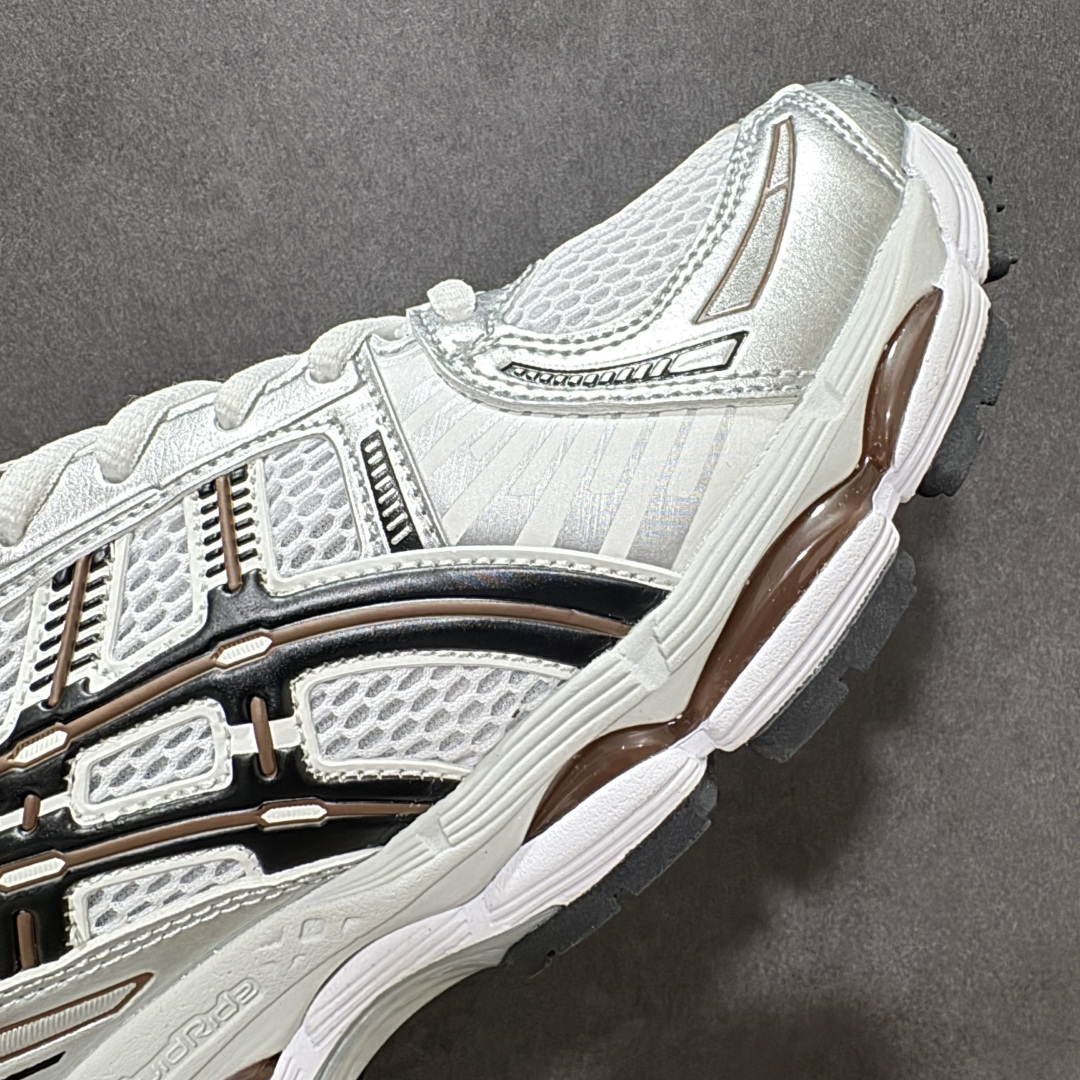 图片[7]-【公司级】AsicsGel-Kayano 12.1 亚瑟士运动休闲透气专业跑鞋 提供出众的稳定性与缓冲 此种置于中底内部的自适应发泡材料 可在每一次冲击后帮助足弓重新定位 强化迈步时的支撑性中底处的另一项升级为FFBLASTTM PLUSECO缓冲科技 此种材料含有约24%的生物基成分 可在每一步中创造绵柔的触地脚感PureGELM科技位干鞋跟底部 柔软度比标准GELM科技高65% 为长跑训练者带来令人惊奇的运动顺畅感 货号： 1203A869-021 尺码： 36 36.5 37.5 38 38.5 39 40 40.5 41.5 42 42.5 43.5 44 45 46 47-选品中心