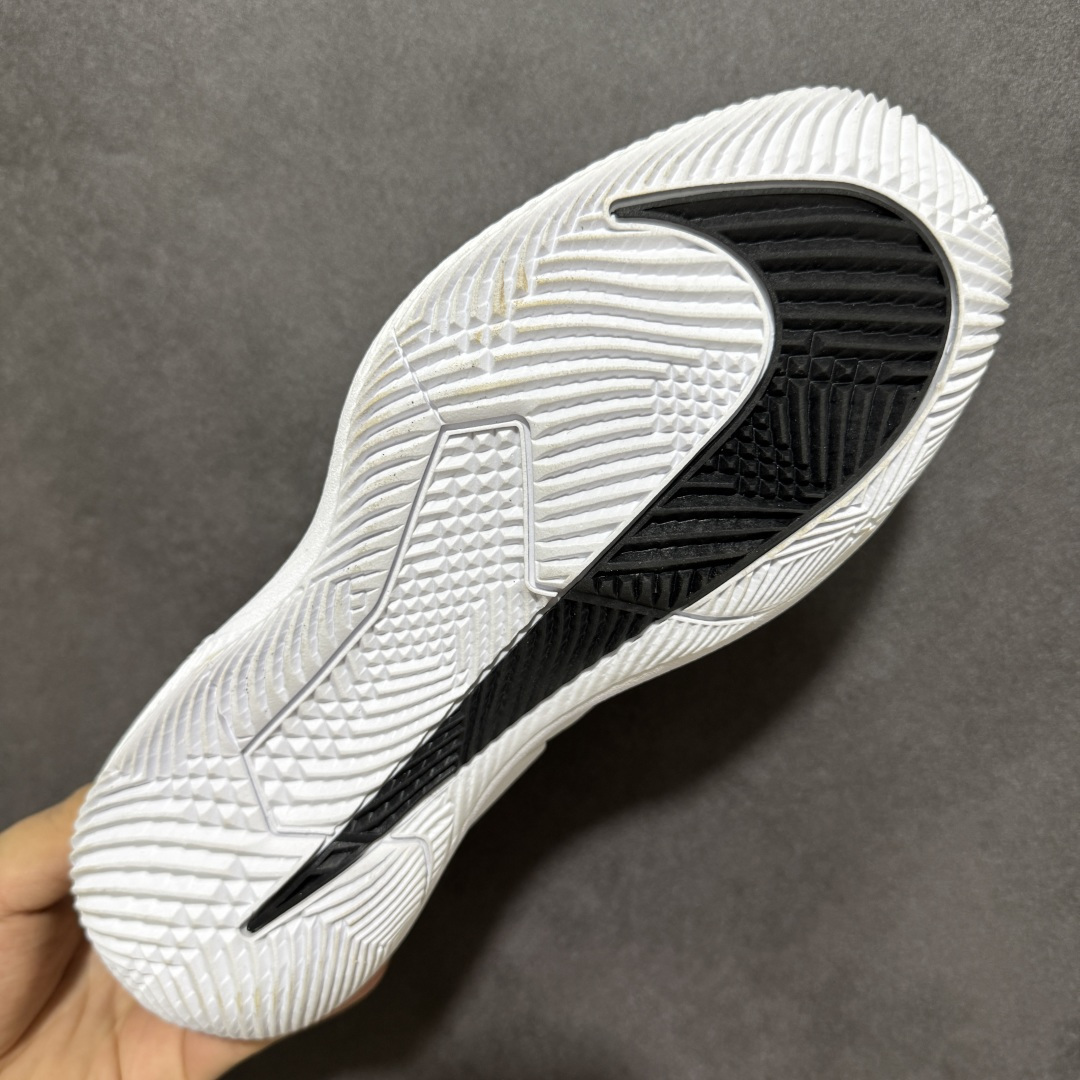 图片[9]-【公司级】Nike Zoom Vapor Pro HC简约时尚百搭经典 减震 低帮 网球鞋 颜值与实用性兼具 轻质网眼鞋面，透气又轻盈 Air Zoom 缓震配置超给力，击球冲击能有效吸收，缓震回弹超舒适，启动反馈也很赞。 鞋身流线型设计，减少空气阻力，灵活性拉满 鞋底橡胶耐磨，硬地抓地力强，多方向人字纹，急停、变向都稳 中足锁定稳，侧向支撑靠谱，鞋楦贴合度适中，打球时脚在鞋里不乱晃，能专注赢球 简约设计适配多种风格，运动与日常场景无缝切换 轻量化与透气性 网面材质减轻重量，长时间穿着舒适 尺码：36-45-选品中心