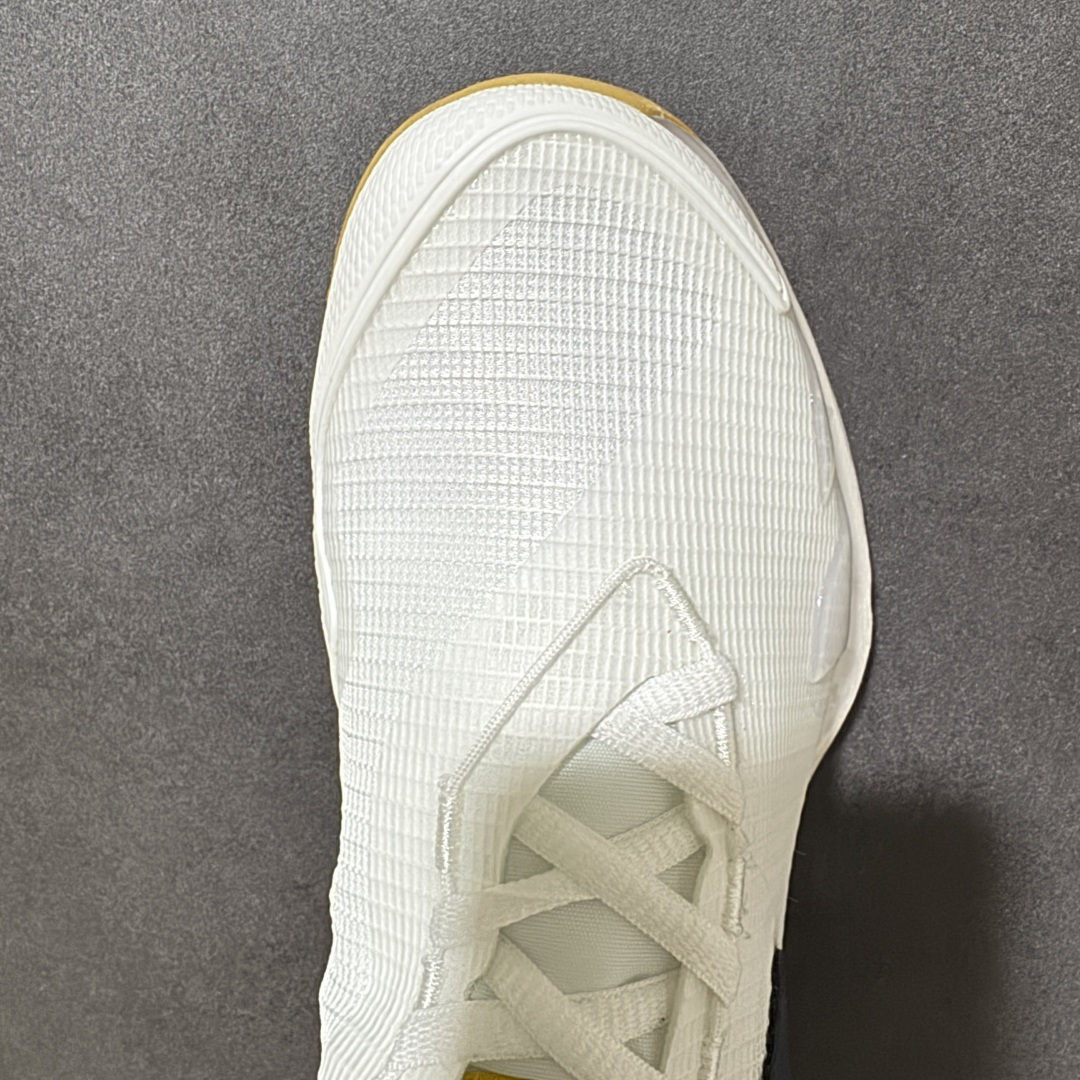 图片[5]-【公司级】Nike Zoom Vapor Pro HC简约时尚百搭经典 减震 低帮 网球鞋 颜值与实用性兼具 轻质网眼鞋面，透气又轻盈 Air Zoom 缓震配置超给力，击球冲击能有效吸收，缓震回弹超舒适，启动反馈也很赞。 鞋身流线型设计，减少空气阻力，灵活性拉满 鞋底橡胶耐磨，硬地抓地力强，多方向人字纹，急停、变向都稳 中足锁定稳，侧向支撑靠谱，鞋楦贴合度适中，打球时脚在鞋里不乱晃，能专注赢球 简约设计适配多种风格，运动与日常场景无缝切换 轻量化与透气性 网面材质减轻重量，长时间穿着舒适 尺码：36-45-选品中心