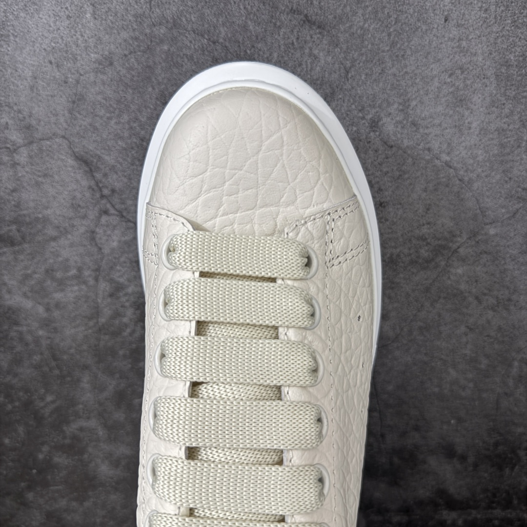 图片[5]-【HT纯原礼盒版】Alexander McQueen/亚历山大麦昆松糕鞋厚底增高小白鞋 象纹粉尾 全市场配色最齐(100+配色) 性价比最高 同价位品质无敌 进口丝绸亚光原版正品 水染羊皮内里 羊皮垫脚 回弹度到位 耐磨又舒适 鞋底厚4.5cm 全套原版包装 配件齐全 官方一致 凹凸定制正品原盒包装 右脚鞋舌嵌入防伪芯片装置 外盒鞋标官方二维码扫码+防伪芯片 尺码：35-40-选品中心