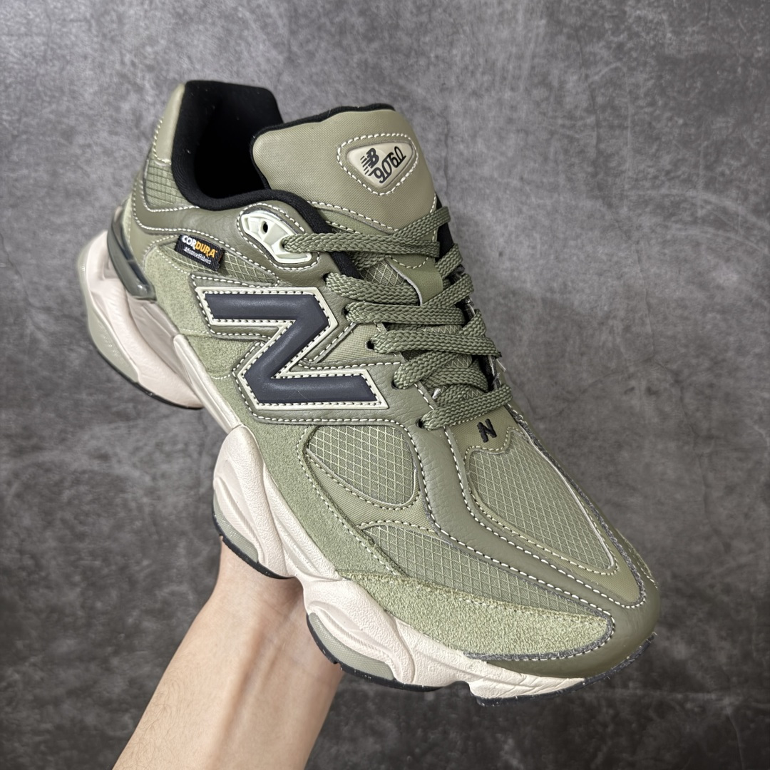 图片[3]-【纯原版】 New Balance NB9060 联名款 复古休闲运动慢跑鞋 U9060ORC 全套原楦原纸板原厂数据开发 进口三明治网面 原装进口翻毛皮料正确绒感卡色 正确中底拉帮中底网布细节 原厂标裁 带紫光防伪 定制后跟透明水晶模块 冲裁组合 大底贴合程度胶水上色把控完美 整洁度挑战全网艺术家 多道序QC把关品质完善 匠心打造 耗时两个月开发完成 工艺极其复杂难度可想而知 新开独立私模大底 全网唯一正确六层组合大底 高端零售专供产物 尺码：36 37 37.5 38 38.5 39 40 40.5 41 42 42.5 43 44 45 46.5-选品中心