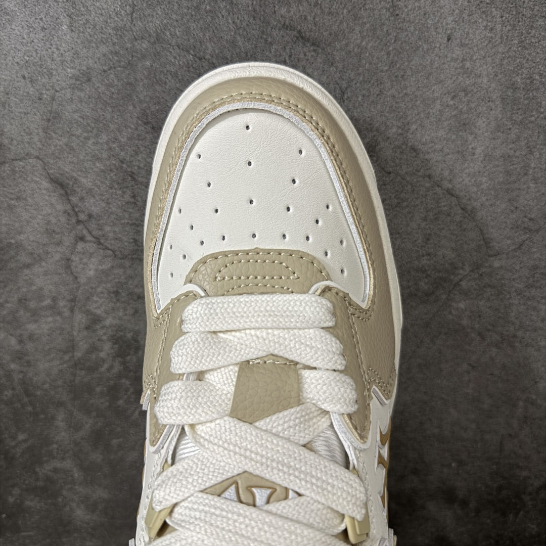 图片[5]-【纯原升级版】韩国洋基队NY大标潮流老爹鞋 MLB小白鞋市面上唯一顶级纯原版本 原材料打造 原楦原档案数据开发版型 完美鞋头弧度/后套收口效果🆚市面文案版本‼️ 原厂立体填充鞋舌海绵 中底注胶孔原数据开发模具大底 原厂转印标 保证不掉字 内增高6cm 原厂1：1模具开发 原厂进口纳米材质 原厂 全套手提袋 原盒雷射防伪标包装 天猫订单品质 官网尺码35-45-选品中心