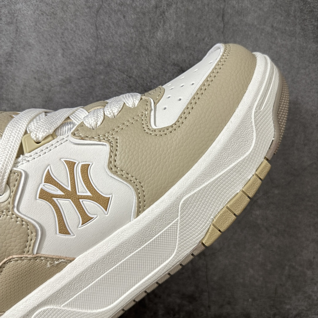 图片[6]-【纯原升级版】韩国洋基队NY大标潮流老爹鞋 MLB小白鞋市面上唯一顶级纯原版本 原材料打造 原楦原档案数据开发版型 完美鞋头弧度/后套收口效果🆚市面文案版本‼️ 原厂立体填充鞋舌海绵 中底注胶孔原数据开发模具大底 原厂转印标 保证不掉字 内增高6cm 原厂1：1模具开发 原厂进口纳米材质 原厂 全套手提袋 原盒雷射防伪标包装 天猫订单品质 官网尺码35-45-选品中心