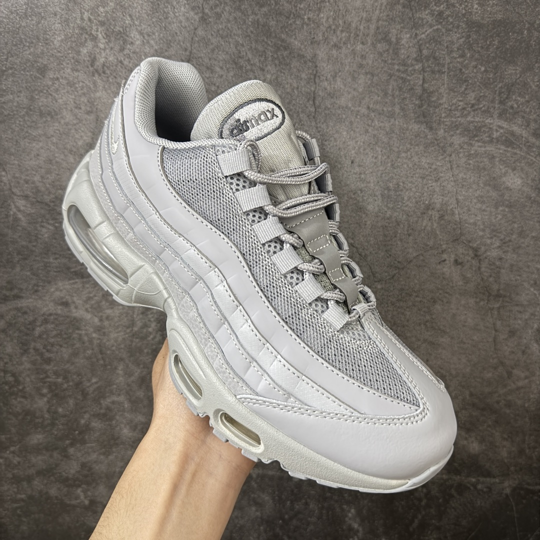 图片[3]-【顶级芯片版】Nike Air Max 95 灰色 货号：HM8755-002 顶级版 开发数月 原版开发 多道QC质检 鞋型完美复刻 原厂级别工艺 正确色卡 正确气垫蓝光 正确大底 独家私模 采用进口头层牛皮拼接 定位高端市场 行业标杆工艺 尺码：40 40.5 41 42 42.5 43 44 44.5 45 46-选品中心