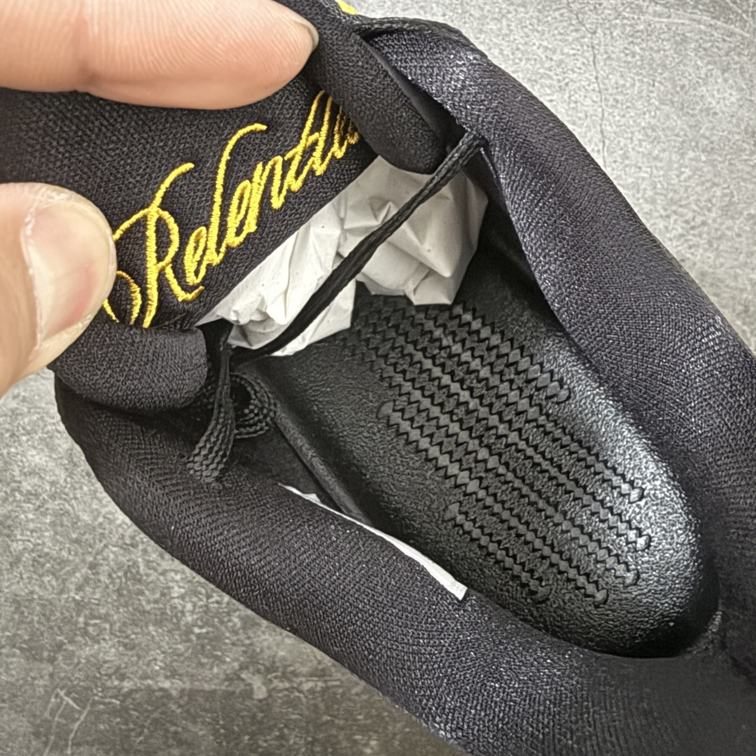 图片[7]-【GX绿x版本】Nike Kobe 9 Elite Low Protro 耐克 科比9代 低帮 黑白黄 IH1401-002 完美复刻公司货 React科技鞋垫加持 实战配置直接拉满 原楦纸板开发 鞋身流线型、后跟塑形 区分土肥圆 原厂针织鞋面一针一线匹配原版 全身鞋材卡料色独家定制 唯一万针立体刺绣SWOOSH 真实底模最大50.5 实战利器 专供海外市场 独立原厂模具 首批不拼图大几率过验 亲测已过 支持各种高强度实战 无需担心 补货周期极长 脚宽建议买大半码 科比系列前掌偏窄 支持七天无理由退换 尺码： 40 40.5 41 42 42.5 43 44 44.5 45 46 47.5 48.5-选品中心