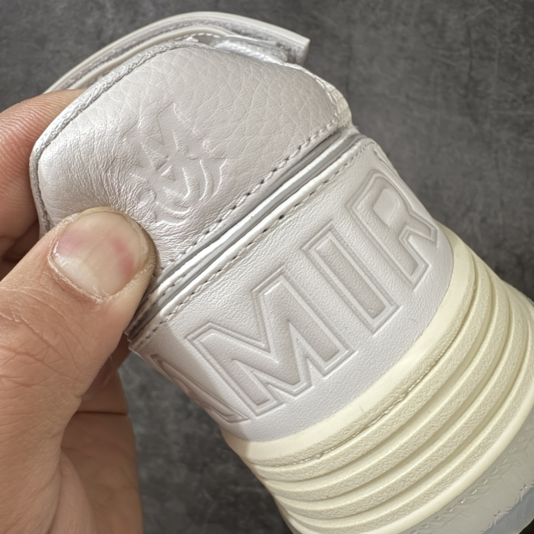 图片[2]-【佛山超A版】AMIRI 埃米尔 MA Skyline系列 复古 厚底 魔术贴 情侣款 休闲运动板鞋 全新MA Skyline系列，立体MA QUAD点缀，采用双色橡胶鞋底搭配质感皮革鞋面，闭合方式采用魔术贴＋鞋带，个性复古篮球风格 ▪️面料： 原版定制进口头层牛皮 ▪️内里： 原版定制透气网里 ▪️大底： 原版开模防滑橡胶材质 ▪️底厚： 4CM ▪️尺码： 男款39-46-选品中心