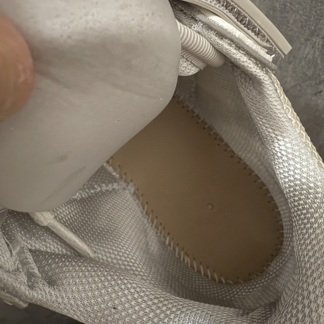 图片[10]-【佛山超A版】AMIRI 埃米尔 MA Skyline系列 复古 厚底 魔术贴 情侣款 休闲运动板鞋 全新MA Skyline系列，立体MA QUAD点缀，采用双色橡胶鞋底搭配质感皮革鞋面，闭合方式采用魔术贴＋鞋带，个性复古篮球风格 ▪️面料： 原版定制进口头层牛皮 ▪️内里： 原版定制透气网里 ▪️大底： 原版开模防滑橡胶材质 ▪️底厚： 4CM ▪️尺码： 男款39-46-选品中心