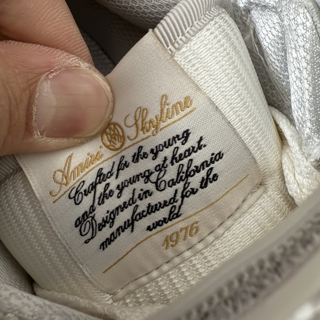 图片[7]-【佛山超A版】AMIRI 埃米尔 MA Skyline系列 复古 厚底 魔术贴 情侣款 休闲运动板鞋 全新MA Skyline系列，立体MA QUAD点缀，采用双色橡胶鞋底搭配质感皮革鞋面，闭合方式采用魔术贴＋鞋带，个性复古篮球风格 ▪️面料： 原版定制进口头层牛皮 ▪️内里： 原版定制透气网里 ▪️大底： 原版开模防滑橡胶材质 ▪️底厚： 4CM ▪️尺码： 男款39-46-选品中心