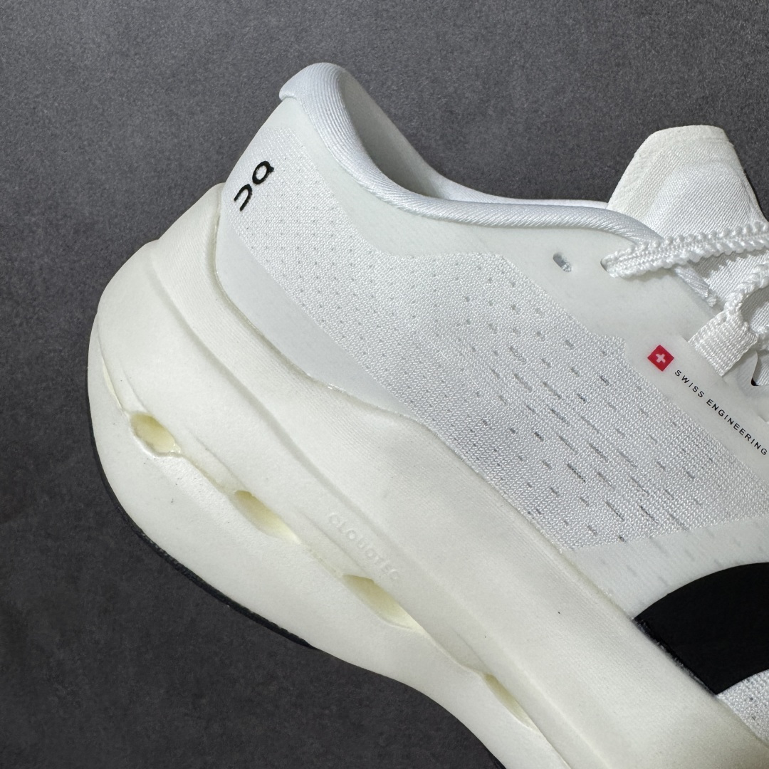 图片[8]-【PZ纯原】On昂跑 Cloudboom Max 系列舒适时尚透气支撑马拉松跑步鞋 纯原版本 做工版型材质非常到位 升级原楦原纸版开发版型 采用半透明轻量化纱网热熔面料材质 搭载双层Helion™泡棉中底 外置耐磨防滑橡胶底片❗️ 采用人体工程超薄透气网织布鞋面材质 搭镂空CloudTec®️科技泡棉缓震(4.5cm厘米)加厚中底 外置耐磨防滑橡胶底片 好看好穿 尺码：​36-45 无半码 ​-选品中心