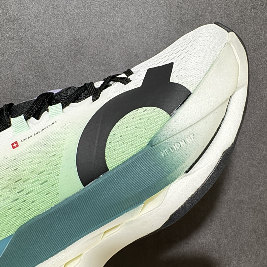 图片[7]-【PZ纯原】On昂跑 Cloudboom Max 系列舒适时尚透气支撑马拉松跑步鞋 纯原版本 做工版型材质非常到位 升级原楦原纸版开发版型 采用半透明轻量化纱网热熔面料材质 搭载双层Helion™泡棉中底 外置耐磨防滑橡胶底片❗️ 采用人体工程超薄透气网织布鞋面材质 搭镂空CloudTec®️科技泡棉缓震(4.5cm厘米)加厚中底 外置耐磨防滑橡胶底片 好看好穿 尺码：​36-45 无半码 ​-选品中心