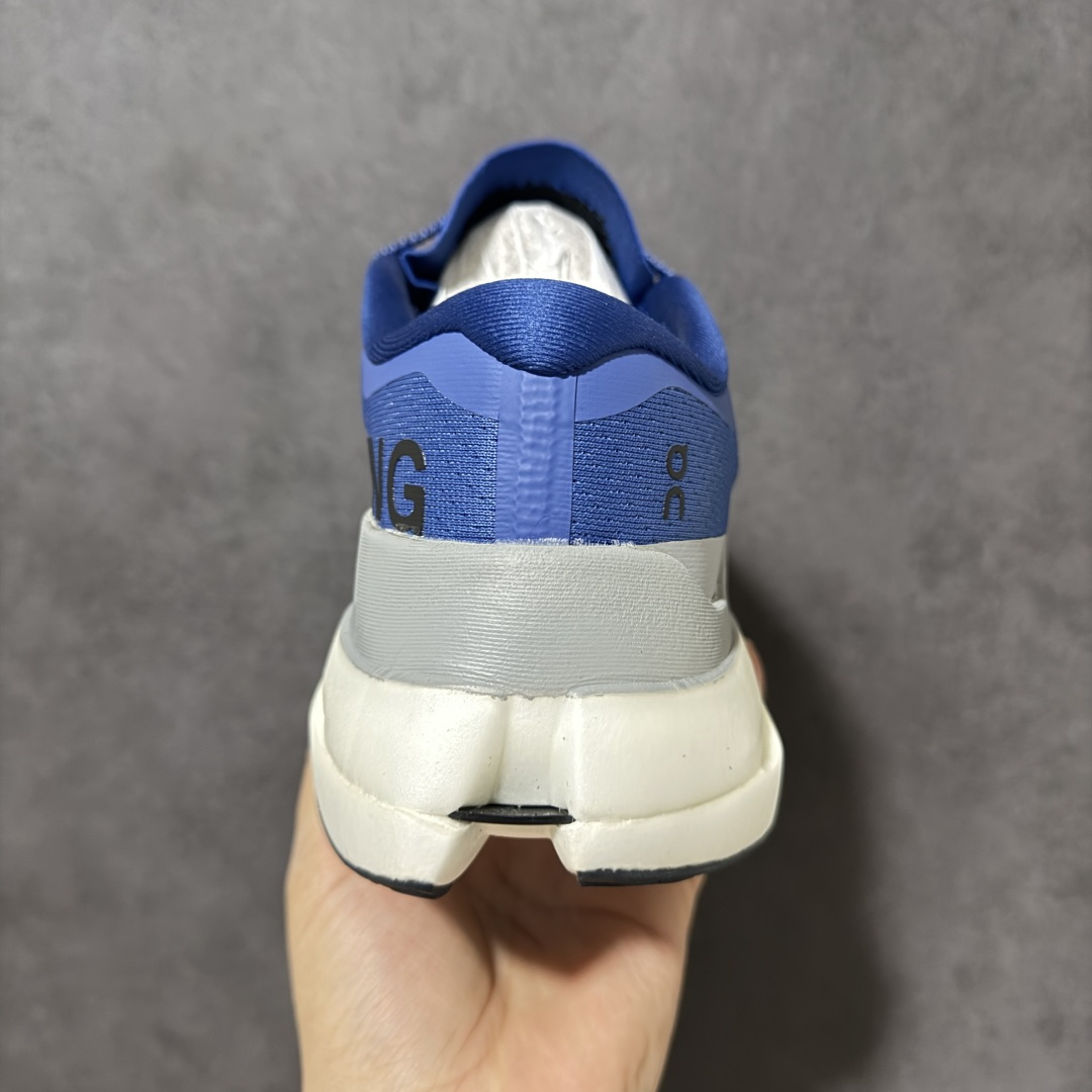 图片[4]-【PZ纯原】On昂跑 Cloudboom Max 系列舒适时尚透气支撑马拉松跑步鞋 纯原版本 做工版型材质非常到位 升级原楦原纸版开发版型 采用半透明轻量化纱网热熔面料材质 搭载双层Helion™泡棉中底 外置耐磨防滑橡胶底片❗️ 采用人体工程超薄透气网织布鞋面材质 搭镂空CloudTec®️科技泡棉缓震(4.5cm厘米)加厚中底 外置耐磨防滑橡胶底片 好看好穿 尺码：​36-45 无半码 ​-选品中心