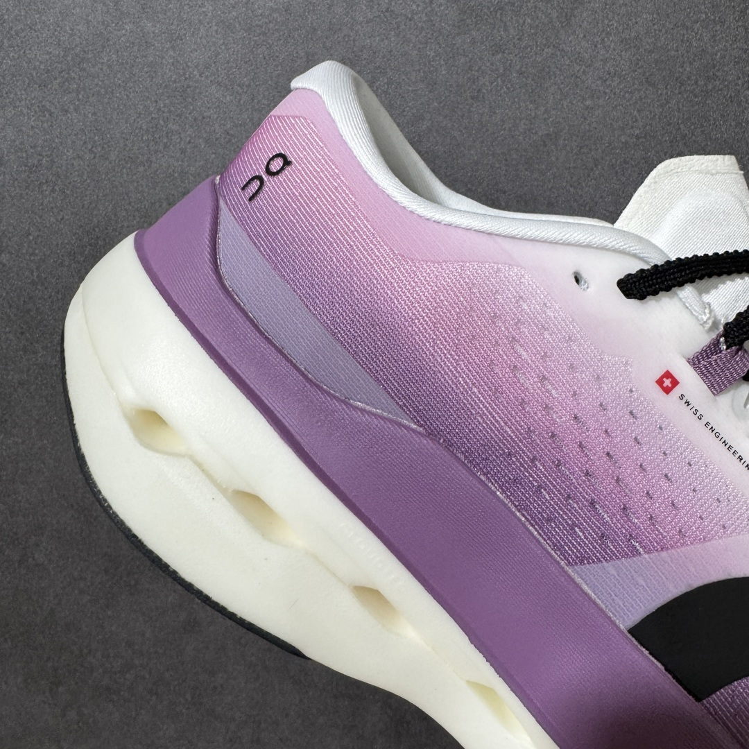 图片[8]-【PZ纯原】On昂跑 Cloudboom Max 系列舒适时尚透气支撑马拉松跑步鞋 纯原版本 做工版型材质非常到位 升级原楦原纸版开发版型 采用半透明轻量化纱网热熔面料材质 搭载双层Helion™泡棉中底 外置耐磨防滑橡胶底片❗️ 采用人体工程超薄透气网织布鞋面材质 搭镂空CloudTec®️科技泡棉缓震(4.5cm厘米)加厚中底 外置耐磨防滑橡胶底片 好看好穿 尺码：​36-45 无半码 ​-选品中心