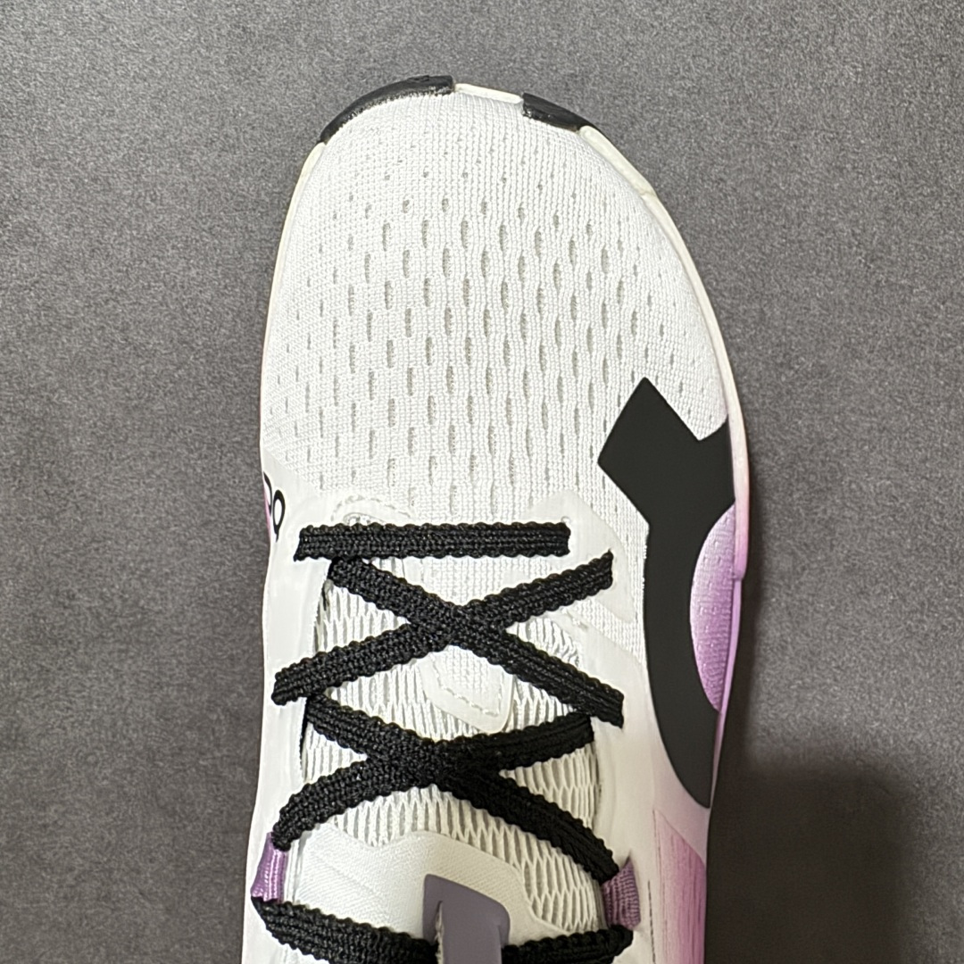 图片[5]-【PZ纯原】On昂跑 Cloudboom Max 系列舒适时尚透气支撑马拉松跑步鞋 纯原版本 做工版型材质非常到位 升级原楦原纸版开发版型 采用半透明轻量化纱网热熔面料材质 搭载双层Helion™泡棉中底 外置耐磨防滑橡胶底片❗️ 采用人体工程超薄透气网织布鞋面材质 搭镂空CloudTec®️科技泡棉缓震(4.5cm厘米)加厚中底 外置耐磨防滑橡胶底片 好看好穿 尺码：​36-45 无半码 ​-选品中心