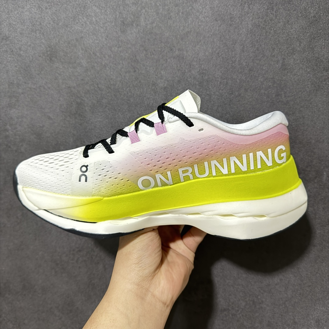 图片[2]-【PZ纯原】On昂跑 Cloudboom Max 系列舒适时尚透气支撑马拉松跑步鞋 纯原版本 做工版型材质非常到位 升级原楦原纸版开发版型 采用半透明轻量化纱网热熔面料材质 搭载双层Helion™泡棉中底 外置耐磨防滑橡胶底片❗️ 采用人体工程超薄透气网织布鞋面材质 搭镂空CloudTec®️科技泡棉缓震(4.5cm厘米)加厚中底 外置耐磨防滑橡胶底片 好看好穿 尺码：​36-45 无半码 ​-选品中心