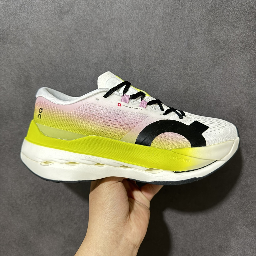 【PZ纯原】On昂跑 Cloudboom Max 系列舒适时尚透气支撑马拉松跑步鞋 纯原版本 做工版型材质非常到位 升级原楦原纸版开发版型 采用半透明轻量化纱网热熔面料材质 搭载双层Helion™泡棉中底 外置耐磨防滑橡胶底片❗️ 采用人体工程超薄透气网织布鞋面材质 搭镂空CloudTec®️科技泡棉缓震(4.5cm厘米)加厚中底 外置耐磨防滑橡胶底片 好看好穿 尺码:36-45 无半码 -选品中心