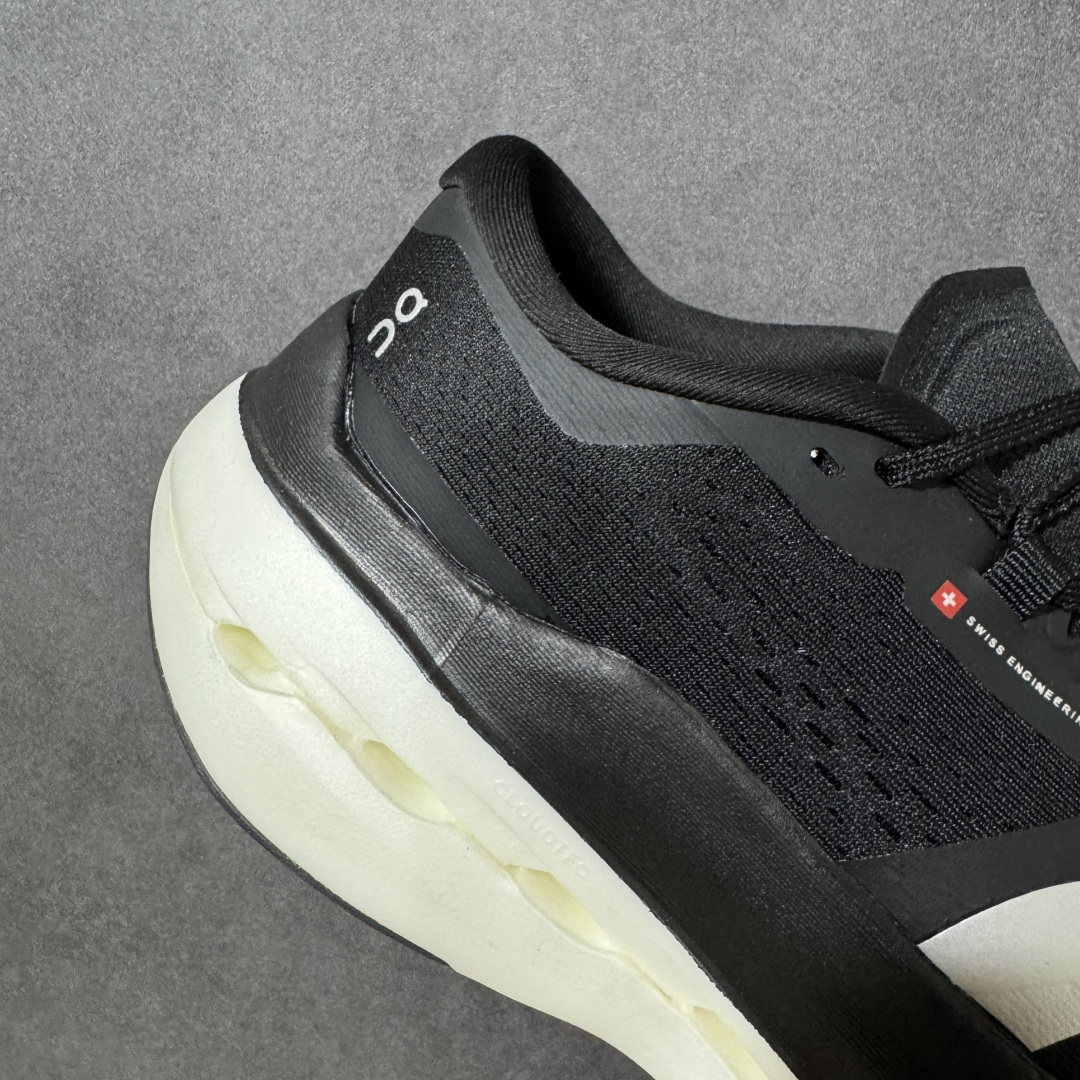 图片[8]-【PZ纯原】On昂跑 Cloudboom Max 系列舒适时尚透气支撑马拉松跑步鞋 纯原版本 做工版型材质非常到位 升级原楦原纸版开发版型 采用半透明轻量化纱网热熔面料材质 搭载双层Helion™泡棉中底 外置耐磨防滑橡胶底片❗️ 采用人体工程超薄透气网织布鞋面材质 搭镂空CloudTec®️科技泡棉缓震(4.5cm厘米)加厚中底 外置耐磨防滑橡胶底片 好看好穿 尺码：​36-45 无半码 ​-选品中心