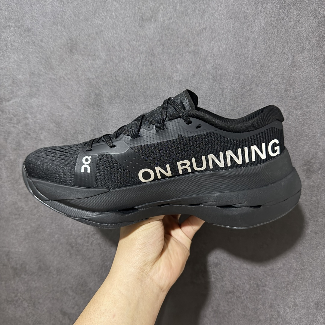 图片[2]-【PZ纯原】On昂跑 Cloudboom Max 系列舒适时尚透气支撑马拉松跑步鞋 纯原版本 做工版型材质非常到位 升级原楦原纸版开发版型 采用半透明轻量化纱网热熔面料材质 搭载双层Helion™泡棉中底 外置耐磨防滑橡胶底片❗️ 采用人体工程超薄透气网织布鞋面材质 搭镂空CloudTec®️科技泡棉缓震(4.5cm厘米)加厚中底 外置耐磨防滑橡胶底片 好看好穿 尺码：​36-45 无半码 ​-选品中心