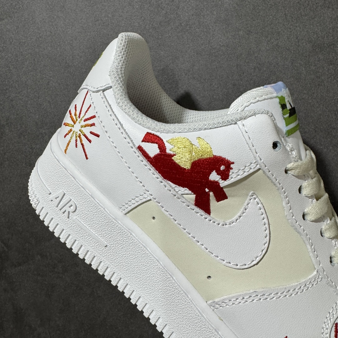 图片[8]-特价【定制版】NIKE AIR FORCE 1 空军马年限定 原楦头原纸板 打造纯正低帮空军版型 货号：IQ1133-111 尺码：36 36.5 37.5 38 38.5 39 40 40.5 41 42 42.5 43 44 45-选品中心