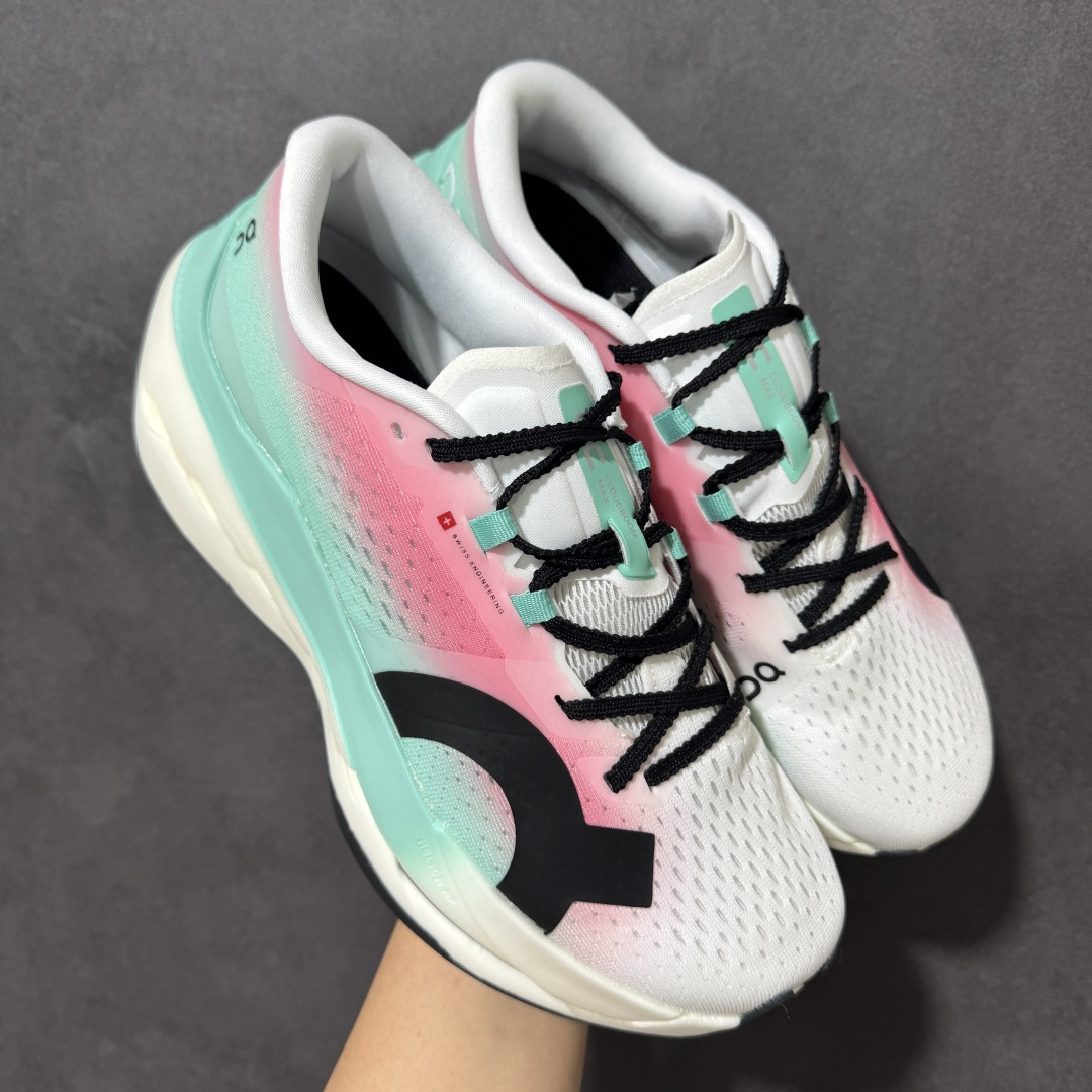 图片[10]-【PZ纯原】On昂跑 Cloudboom Max 系列舒适时尚透气支撑马拉松跑步鞋 纯原版本 做工版型材质非常到位 升级原楦原纸版开发版型 采用半透明轻量化纱网热熔面料材质 搭载双层Helion™泡棉中底 外置耐磨防滑橡胶底片❗️ 采用人体工程超薄透气网织布鞋面材质 搭镂空CloudTec®️科技泡棉缓震(4.5cm厘米)加厚中底 外置耐磨防滑橡胶底片 好看好穿 尺码：​36-45 无半码 ​-选品中心