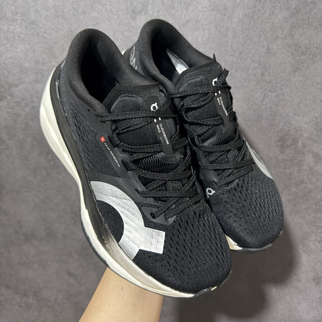 图片[4]-【PZ纯原】On昂跑 Cloudboom Max 系列舒适时尚透气支撑马拉松跑步鞋 纯原版本 做工版型材质非常到位 升级原楦原纸版开发版型 采用半透明轻量化纱网热熔面料材质 搭载双层Helion™泡棉中底 外置耐磨防滑橡胶底片❗️ 采用人体工程超薄透气网织布鞋面材质 搭镂空CloudTec®️科技泡棉缓震(4.5cm厘米)加厚中底 外置耐磨防滑橡胶底片 好看好穿 尺码：​36-45 无半码 ​-选品中心