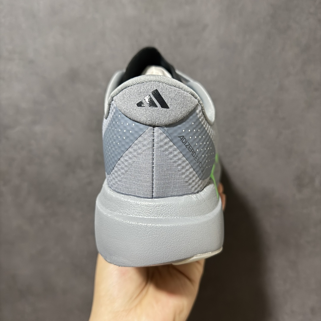 图片[4]-【公司级】Adidas Adizero Evo SL 2 阿迪超轻透气缓震跑鞋 #以令人难以置信的138克重量，刷新了跑鞋轻量化的记录，阿迪在材料科学和工艺技术上的深厚积累。 #全新鞋款采用Lightweight Upper材料，让穿着者几乎能够体验到一种\”裸足\”的感觉 货号： KI6927 尺码：36 36.5 37 38 38.5 39 40 40.5 41 42 42.5 43 44 44.5 45-选品中心