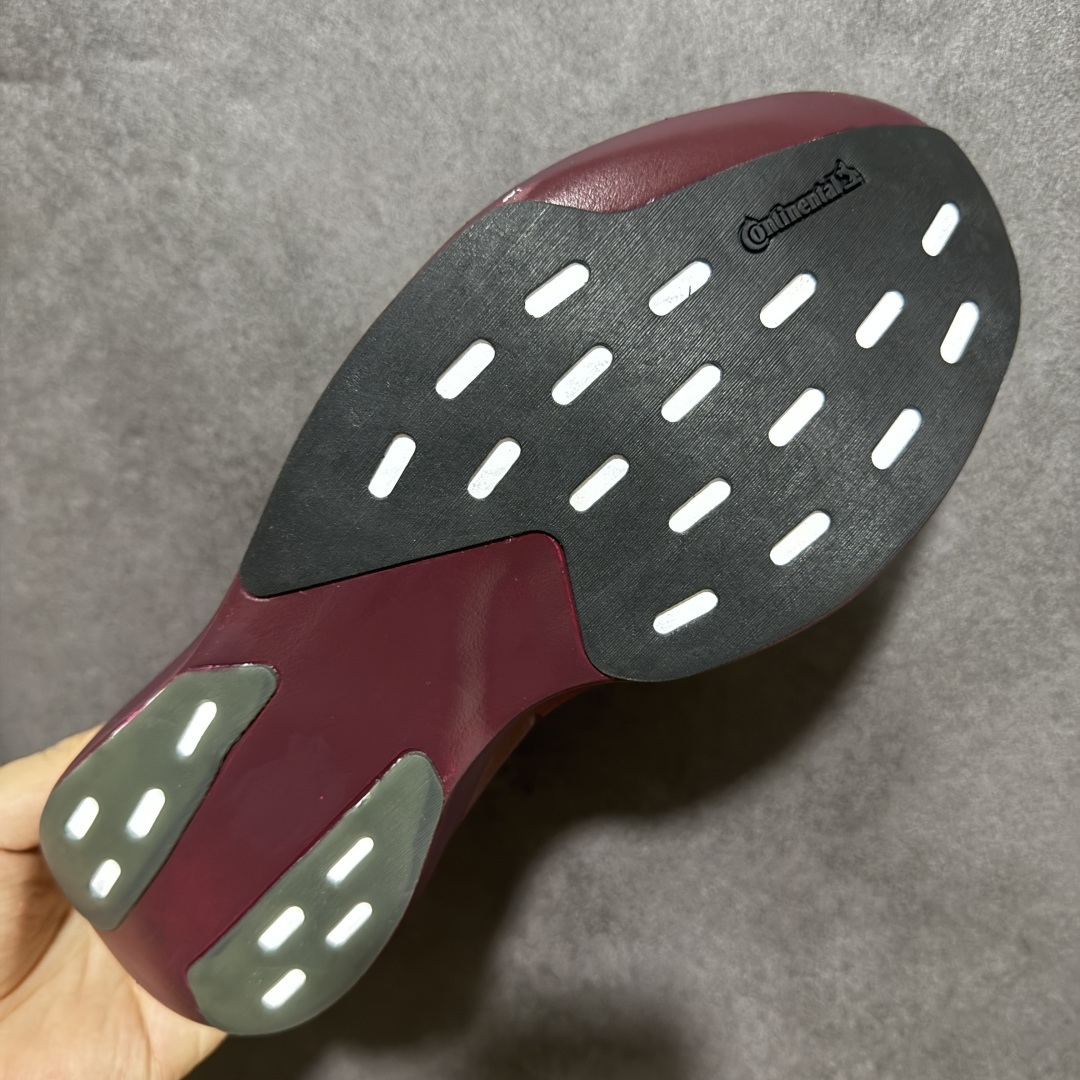 图片[9]-【公司级】Adidas Adizero Evo SL 2 阿迪超轻透气缓震跑鞋 #以令人难以置信的138克重量，刷新了跑鞋轻量化的记录，阿迪在材料科学和工艺技术上的深厚积累。 #全新鞋款采用Lightweight Upper材料，让穿着者几乎能够体验到一种\”裸足\”的感觉 货号： JQ4443 尺码：36 36.5 37 38 38.5 39 40 40.5 41 42 42.5 43 44 44.5 45-选品中心