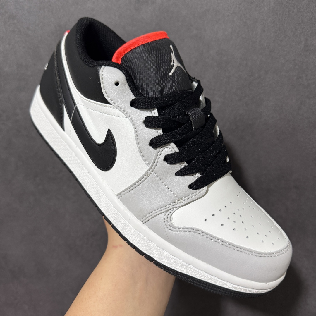 图片[3]-【H11纯原】Nike Air Jordan 1 Low SE AJ1 乔一 舒适贴合 防滑耐磨 低帮 复古篮球鞋 货号：553560-045 尺码：35.5 36 36.5 37.5 38 38.5 39 40 40.5 41 42 42.5 43 44 45 46 47.5 48.5 #H11顶级纯原 纯原外贸平台特供订单 #全套原纸板楦头开发 #原厂特供材料配套加持 #确保原汁原味 完美呈现版型 #原档数据独家私模大底 #男女鞋同步官方开发至47.5 #原装进口轻量化鞋垫 #进口港宝加持 后跟自然饱满 还原公司包裹性 #鞋面采用原装数据贴合技术 #全方位贴合包裹脚型 #鞋跟部鞋底牵引设计 #提供强大的抓地性能 #更适应不同实战场地路面-选品中心