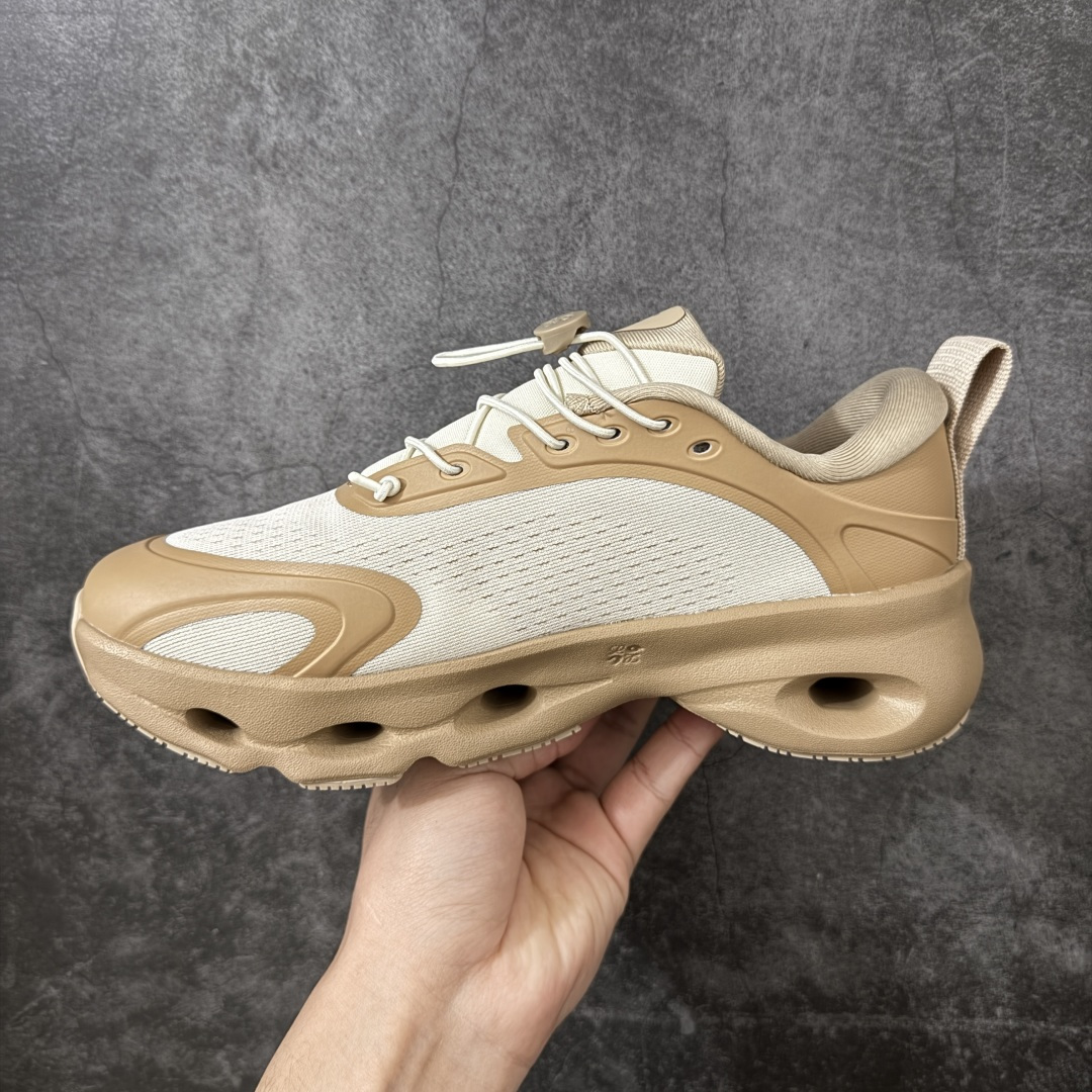 图片[2]-【莞产顶级】LOEWE罗意威 x ON昂跑 联名款 Cloudsolo系列 •原鞋一致橡胶底 原版高弹MD 加爆米花料 •正确后跟小蛮腰 •Logo立体有光泽度 •正确鞋头饱满立体 •鞋舌TPU立体高频 •正确鞋面网布多层厚实材料 •后跟织带高频立体 织带上浆加硬 •正确鞋带头滴胶柔软 •正确鞋垫前薄后厚有弹性（欧奈斯材料，非普通海玻璃） 尺码：36 36.5 37 37.5 38 38.5 39 40 40.5 41 42 42.5 43 44 44.5 45 46（真半码）-选品中心