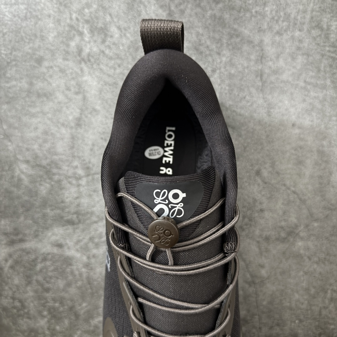 图片[8]-【莞产顶级】LOEWE罗意威 x ON昂跑 联名款 Cloudsolo系列 •原鞋一致橡胶底 原版高弹MD 加爆米花料 •正确后跟小蛮腰 •Logo立体有光泽度 •正确鞋头饱满立体 •鞋舌TPU立体高频 •正确鞋面网布多层厚实材料 •后跟织带高频立体 织带上浆加硬 •正确鞋带头滴胶柔软 •正确鞋垫前薄后厚有弹性（欧奈斯材料，非普通海玻璃） 尺码：36 36.5 37 37.5 38 38.5 39 40 40.5 41 42 42.5 43 44 44.5 45 46（真半码）-选品中心
