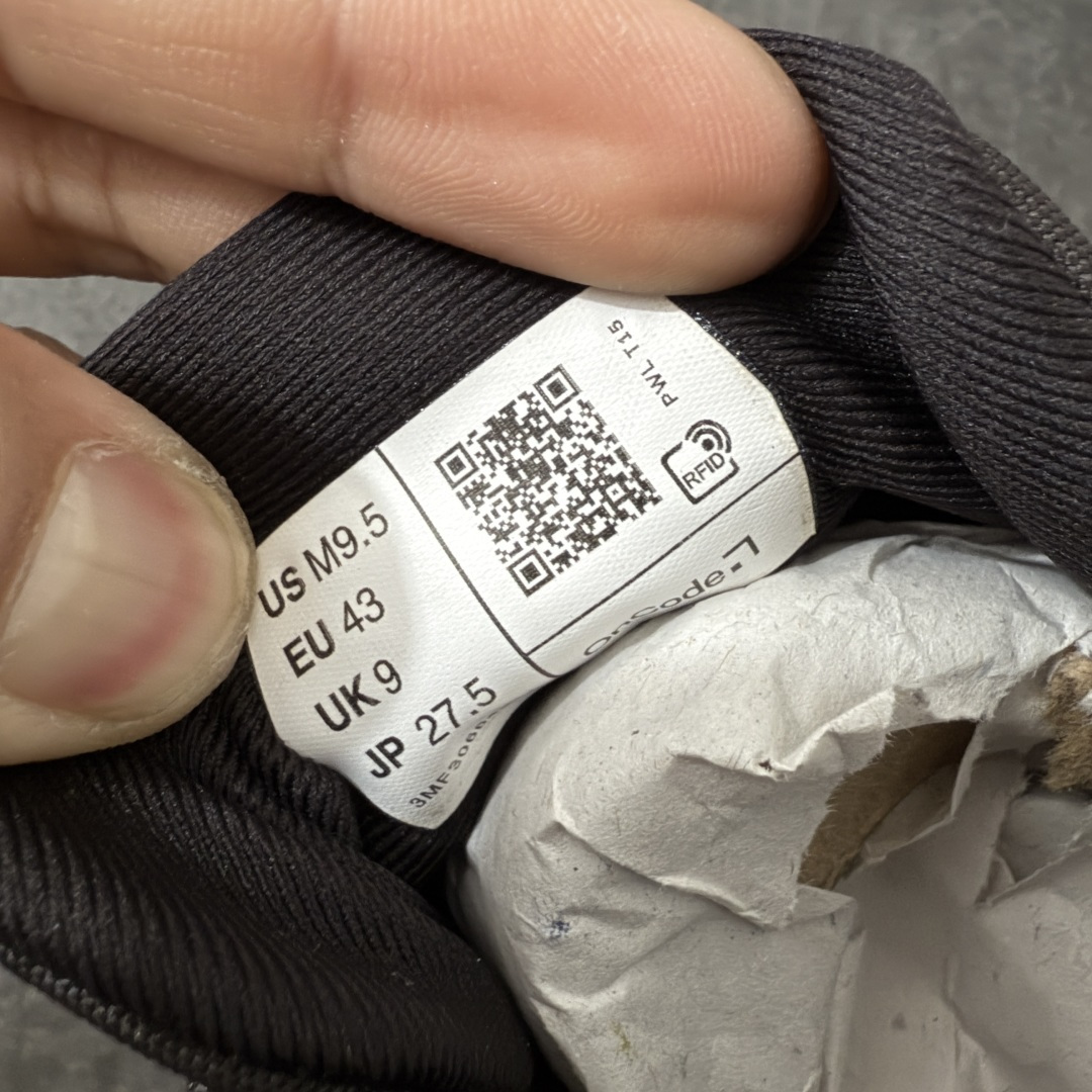 图片[7]-【莞产顶级】LOEWE罗意威 x ON昂跑 联名款 Cloudsolo系列 •原鞋一致橡胶底 原版高弹MD 加爆米花料 •正确后跟小蛮腰 •Logo立体有光泽度 •正确鞋头饱满立体 •鞋舌TPU立体高频 •正确鞋面网布多层厚实材料 •后跟织带高频立体 织带上浆加硬 •正确鞋带头滴胶柔软 •正确鞋垫前薄后厚有弹性（欧奈斯材料，非普通海玻璃） 尺码：36 36.5 37 37.5 38 38.5 39 40 40.5 41 42 42.5 43 44 44.5 45 46（真半码）-选品中心