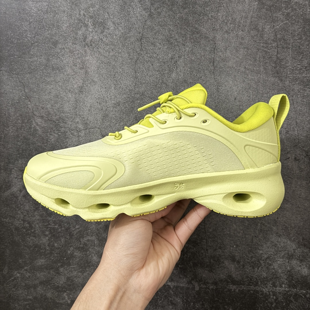 图片[2]-【莞产顶级】LOEWE罗意威 x ON昂跑 联名款 Cloudsolo系列 •原鞋一致橡胶底 原版高弹MD 加爆米花料 •正确后跟小蛮腰 •Logo立体有光泽度 •正确鞋头饱满立体 •鞋舌TPU立体高频 •正确鞋面网布多层厚实材料 •后跟织带高频立体 织带上浆加硬 •正确鞋带头滴胶柔软 •正确鞋垫前薄后厚有弹性（欧奈斯材料，非普通海玻璃） 尺码：36 36.5 37 37.5 38 38.5 39 40 40.5 41 42 42.5 43 44 44.5 45 46（真半码）-选品中心