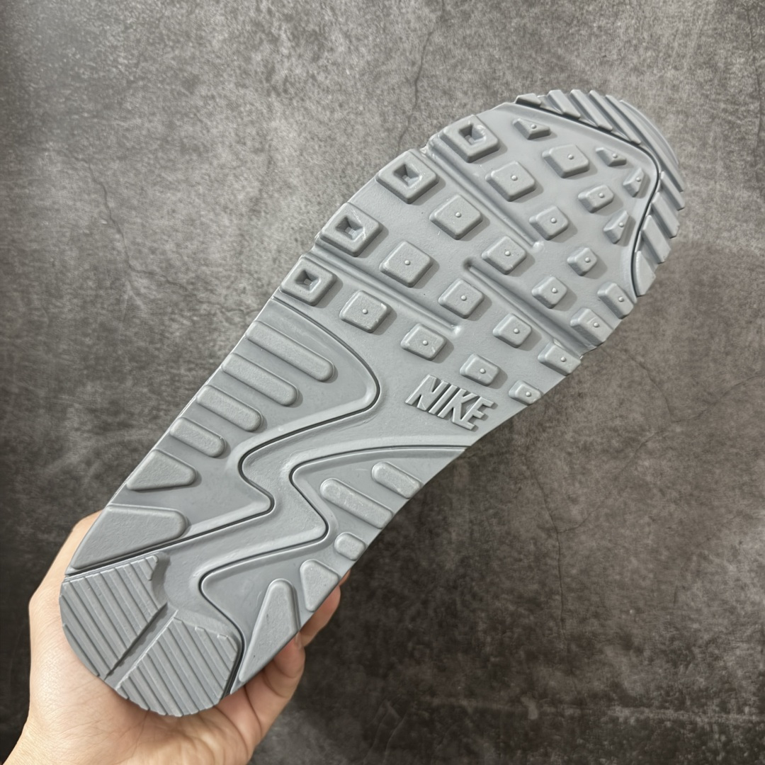 图片[9]-【Max纯原版】Nike Air Max 90 Leather 舒适时尚减震耐磨透气 低帮 气垫 休闲跑步鞋 男款 纯白 货号：IM5989-010 顶级90款问市 开发数月 原版开发 多道QC质检 鞋型完美复刻 原厂级别工艺 正确色卡 正确气垫蓝光 正确大底 独家私模 采用进口头层牛皮拼接 定位高端市场 行业标杆工艺 尺码：39 40 40.5 41 42 42.5 43 44 44.5 45 46-选品中心