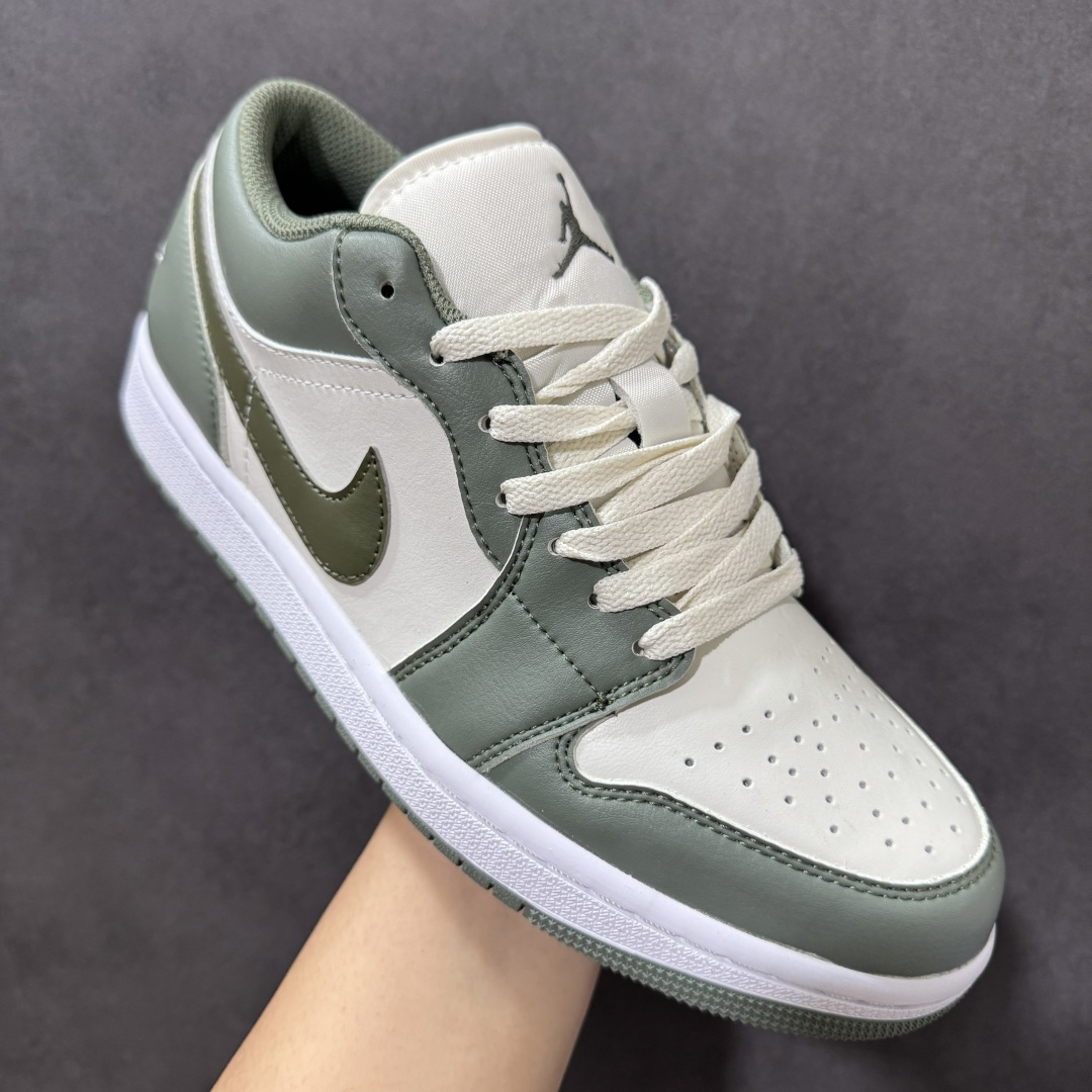 图片[3]-【H11纯原】Nike Air Jordan 1 Low SE AJ1 乔一 舒适贴合 防滑耐磨 低帮 复古篮球鞋 货号：553558-300 尺码：35.5 36 36.5 37.5 38 38.5 39 40 40.5 41 42 42.5 43 44 45 46 47.5 48.5 #H11顶级纯原 纯原外贸平台特供订单 #全套原纸板楦头开发 #原厂特供材料配套加持 #确保原汁原味 完美呈现版型 #原档数据独家私模大底 #男女鞋同步官方开发至48.5 #原装进口轻量化鞋垫 #进口港宝加持 后跟自然饱满 还原公司包裹性 #鞋面采用原装数据贴合技术 #全方位贴合包裹脚型 #鞋跟部鞋底牵引设计 #提供强大的抓地性能 #更适应不同实战场地路面-选品中心