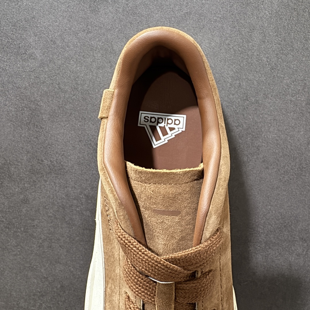 图片[6]-【RS纯原版】阿迪达斯adidas LABCOURT 百搭休闲轻松舒适 耐磨透气低帮板鞋 鞋面和鞋底连接处使用了包边处理，看起来更加精致有型;内里也使用了光滑的优质皮革，鞋垫上的Adidas LOGO彰显品牌身份，鞋子后脚跟处的英文 ENDINEERED FOR THE STYLE OF FUTURE译为“为未来的风格而设计” ! 货号：KH6671 尺码：35¹/₃ 36 36²/₃ 37¹/₃ 38 38²/₃ 39¹/₃ 40 40²/₃ 41¹/₃ 42 42²/₃ 43¹/₃ 44 44²/₃ 45¹/₃-选品中心