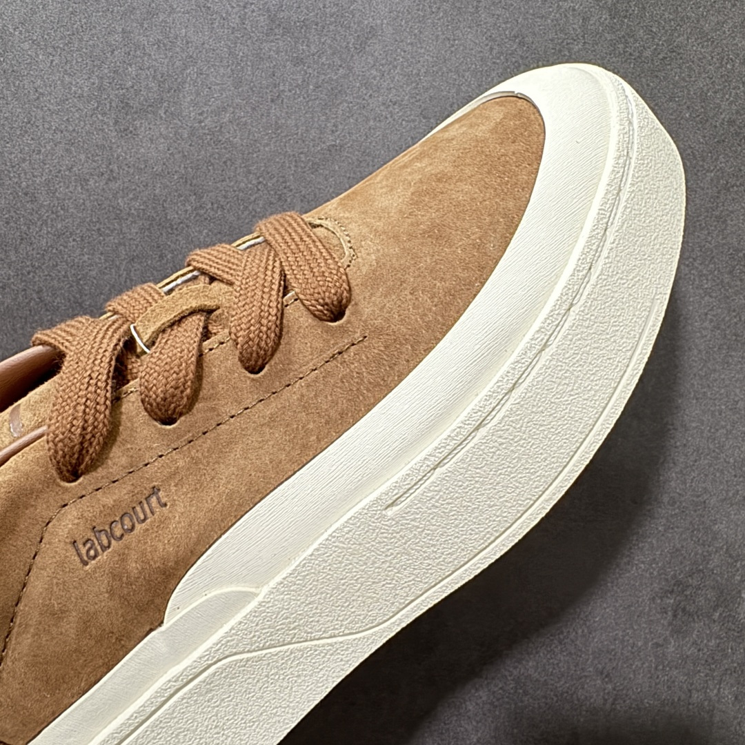 图片[7]-【RS纯原版】阿迪达斯adidas LABCOURT 百搭休闲轻松舒适 耐磨透气低帮板鞋 鞋面和鞋底连接处使用了包边处理，看起来更加精致有型;内里也使用了光滑的优质皮革，鞋垫上的Adidas LOGO彰显品牌身份，鞋子后脚跟处的英文 ENDINEERED FOR THE STYLE OF FUTURE译为“为未来的风格而设计” ! 货号：KH6671 尺码：35¹/₃ 36 36²/₃ 37¹/₃ 38 38²/₃ 39¹/₃ 40 40²/₃ 41¹/₃ 42 42²/₃ 43¹/₃ 44 44²/₃ 45¹/₃-选品中心