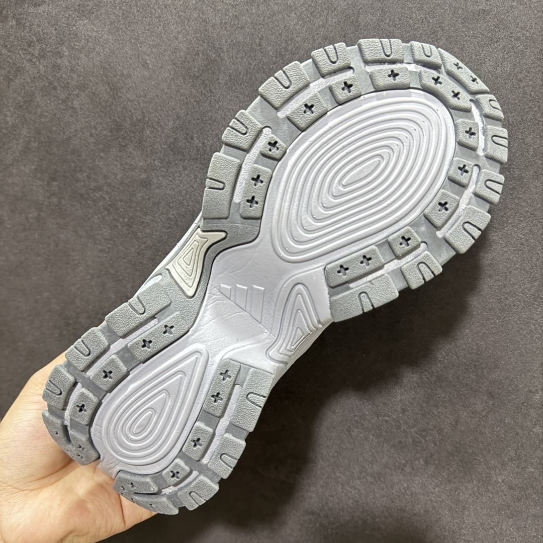 图片[9]-【公司级】adidas SHADOW FEVER 复古跑鞋简约舒适防滑耐磨低帮 休闲跑步鞋 男女同款 货号：JR0042 复古老爹鞋板鞋 高品质原材料做工 细节到位 上脚增高3-5cm 潮流时尚 防滑耐磨 老爹鞋承载青春情怀的老爹鞋 经典三条杠装饰鞋侧 品牌辨识度清晰 尺码：36 36.5 37 38 38.5 39 40 40.5 41 42 42.5 43 44 45-选品中心