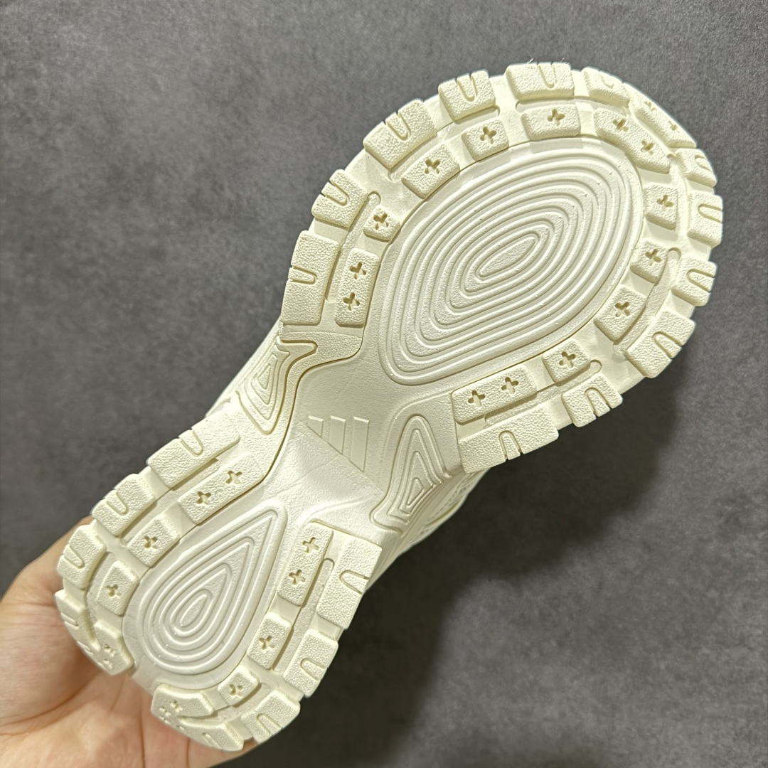 图片[9]-【公司级】adidas SHADOW FEVER 复古跑鞋简约舒适防滑耐磨低帮 休闲跑步鞋 男女同款 货号：JR0042 复古老爹鞋板鞋 高品质原材料做工 细节到位 上脚增高3-5cm 潮流时尚 防滑耐磨 老爹鞋承载青春情怀的老爹鞋 经典三条杠装饰鞋侧 品牌辨识度清晰 尺码：36 36.5 37 38 38.5 39 40 40.5 41 42 42.5 43 44 45-选品中心