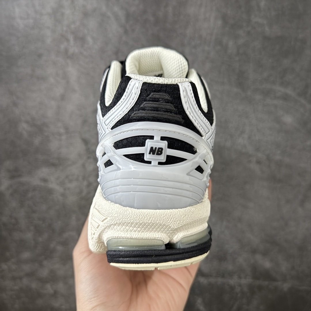 图片[4]-【纯原版】NB新百伦New Balance NB1906 U1906RCI系列复古老爹风休闲运动慢跑鞋 采用轻质牛剖革拼接透气网眼衬垫织物鞋面材质#T-Beam大底提供足步弓支撑，保持步态稳定#后跟搭载外露缓震胶 鞋身整体以各种深浅不一的灰色覆盖，鞋头以淡蓝色调装饰，网眼衬垫通过不规律的色块实现做旧的美感，泛黄的鞋底更是进一步增添了复古气息。 尺码：36 37 37.5 38 38.5 39.5 40 40.5 41.5 42 42.5 43 44 45 46.5-选品中心