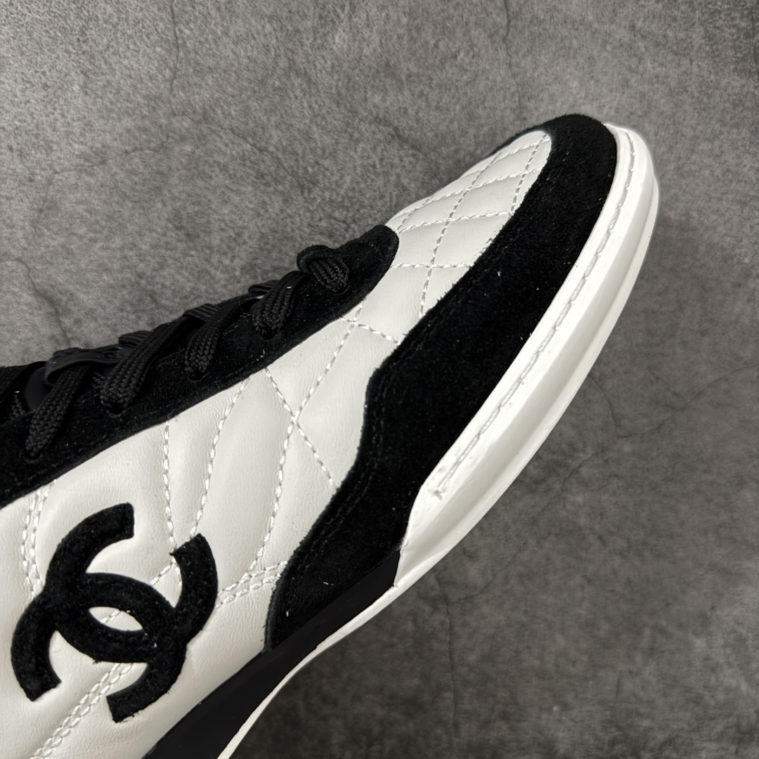 图片[6]-【莞产礼盒版】Chanel 香奈儿 26S新款棒球鞋 莞产顶级纯原 官方最新花纹礼盒顶级包装官方同步 Chanel 香奈儿最新菱格小球鞋 四季百搭 coco女孩必入 隐藏款网球鞋 秀气高级好看 非常舒适！ 鞋面原版定制胎牛油皮 牛反绒 原版进口透气绒布 小羊皮内里 原版开模碎钉钉橡胶 原厂TPU组合大底 尺码35 36 37 38 39 40-选品中心