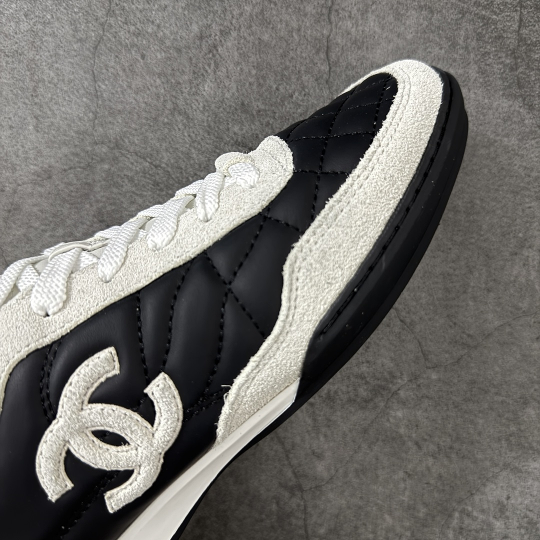 图片[6]-【莞产礼盒版】Chanel 香奈儿 26S新款棒球鞋 莞产顶级纯原 官方最新花纹礼盒顶级包装官方同步 Chanel 香奈儿最新菱格小球鞋 四季百搭 coco女孩必入 隐藏款网球鞋 秀气高级好看 非常舒适！ 鞋面原版定制胎牛油皮 牛反绒 原版进口透气绒布 小羊皮内里 原版开模碎钉钉橡胶 原厂TPU组合大底 尺码35 36 37 38 39 40-选品中心