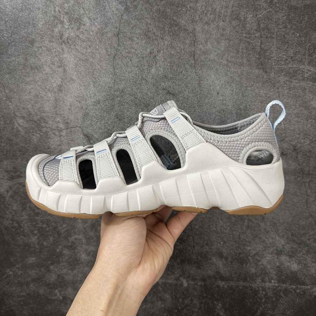 图片[2]-【纯原版】KEEN Hyperport H2 科恩防滑耐磨低帮户外功能鞋溯溪鞋凉鞋 KEEN诞生于2003年的美国人气户外品牌，以一双“保护脚趾”且能涉足水域的户外凉鞋NEWPORT诞生为契机，开启原创制鞋之路。KEEN相信，天空之下即是户外，因为户外不一定是极具挑战性的独自冒险，也可以是与朋友、家人和宠物一同分享外面的世界。同时，KEEN从诞生之初便始终贯彻环保制鞋的理念，不断创造出优秀的原创奇履。脚踏实地，致力向善。我们想和世界产生更多交集为世界减少更多负担，和你趣户外、趣做自己、趣环保让地球和生活都变得更美好 尺码：35 36 36.5 37.5 38 38.5 39 40 40.5 41 42 42.5 43 44 44.5 45-选品中心