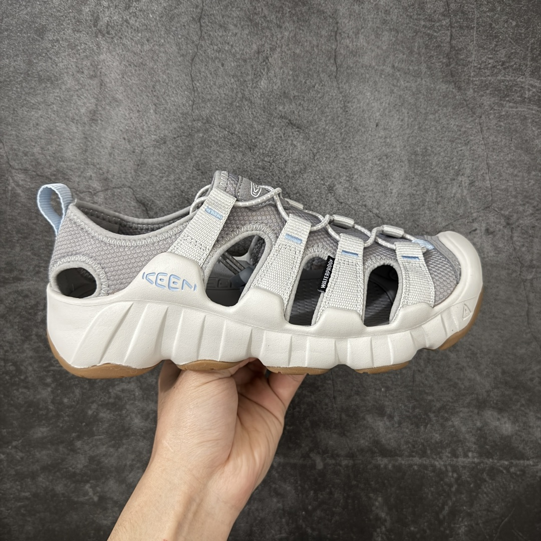 【纯原版】KEEN Hyperport H2 科恩防滑耐磨低帮户外功能鞋溯溪鞋凉鞋 KEEN诞生于2003年的美国人气户外品牌，以一双“保护脚趾”且能涉足水域的户外凉鞋NEWPORT诞生为契机，开启原创制鞋之路。KEEN相信，天空之下即是户外，因为户外不一定是极具挑战性的独自冒险，也可以是与朋友、家人和宠物一同分享外面的世界。同时，KEEN从诞生之初便始终贯彻环保制鞋的理念，不断创造出优秀的原创奇履。脚踏实地，致力向善。我们想和世界产生更多交集为世界减少更多负担，和你趣户外、趣做自己、趣环保让地球和生活都变得更美好 尺码：35 36 36.5 37.5 38 38.5 39 40 40.5 41 42 42.5 43 44 44.5 45-选品中心