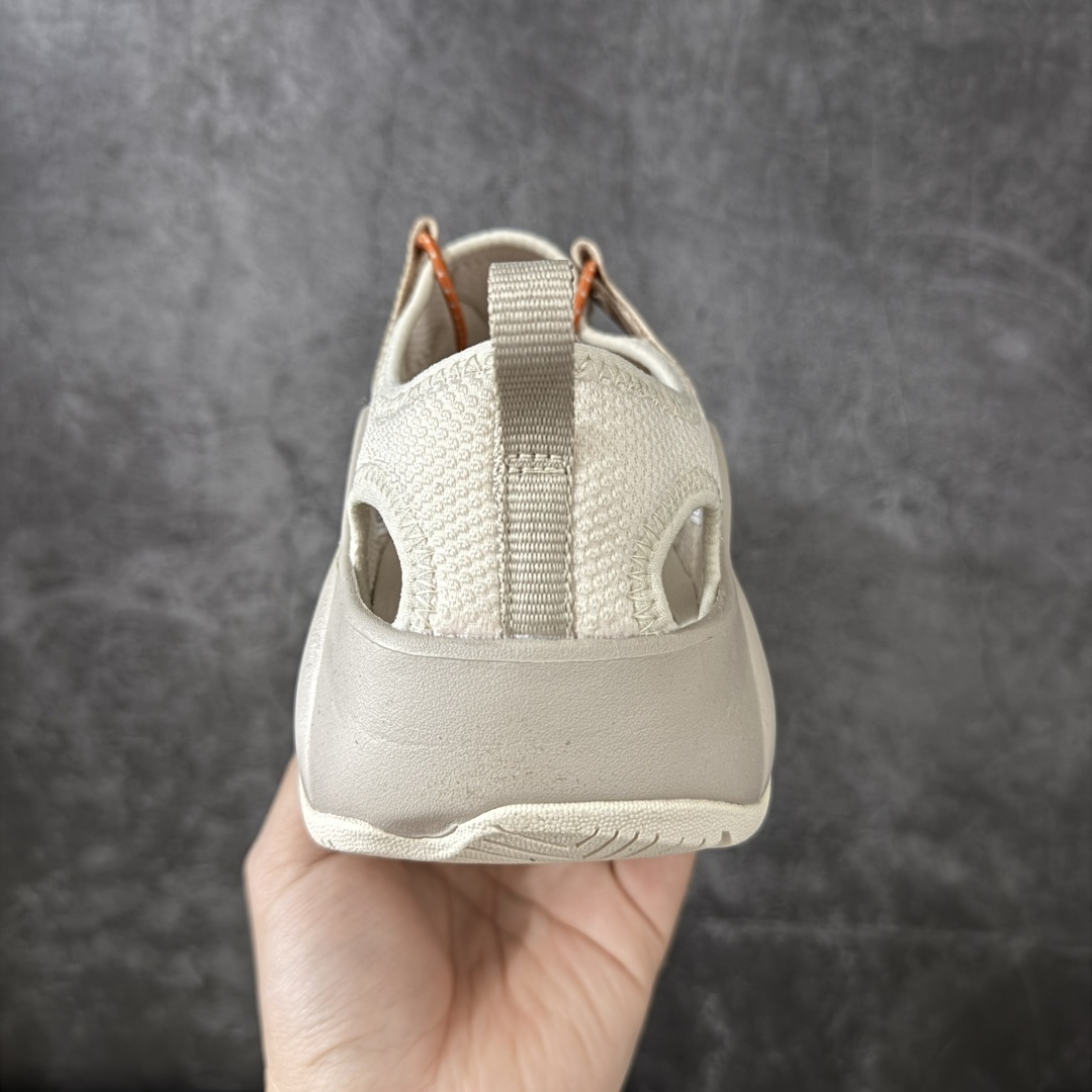 图片[4]-【纯原版】KEEN Hyperport H2 科恩防滑耐磨低帮户外功能鞋溯溪鞋凉鞋 KEEN诞生于2003年的美国人气户外品牌，以一双“保护脚趾”且能涉足水域的户外凉鞋NEWPORT诞生为契机，开启原创制鞋之路。KEEN相信，天空之下即是户外，因为户外不一定是极具挑战性的独自冒险，也可以是与朋友、家人和宠物一同分享外面的世界。同时，KEEN从诞生之初便始终贯彻环保制鞋的理念，不断创造出优秀的原创奇履。脚踏实地，致力向善。我们想和世界产生更多交集为世界减少更多负担，和你趣户外、趣做自己、趣环保让地球和生活都变得更美好 尺码：35 36 36.5 37.5 38 38.5 39 40 40.5 41 42 42.5 43 44 44.5 45-选品中心