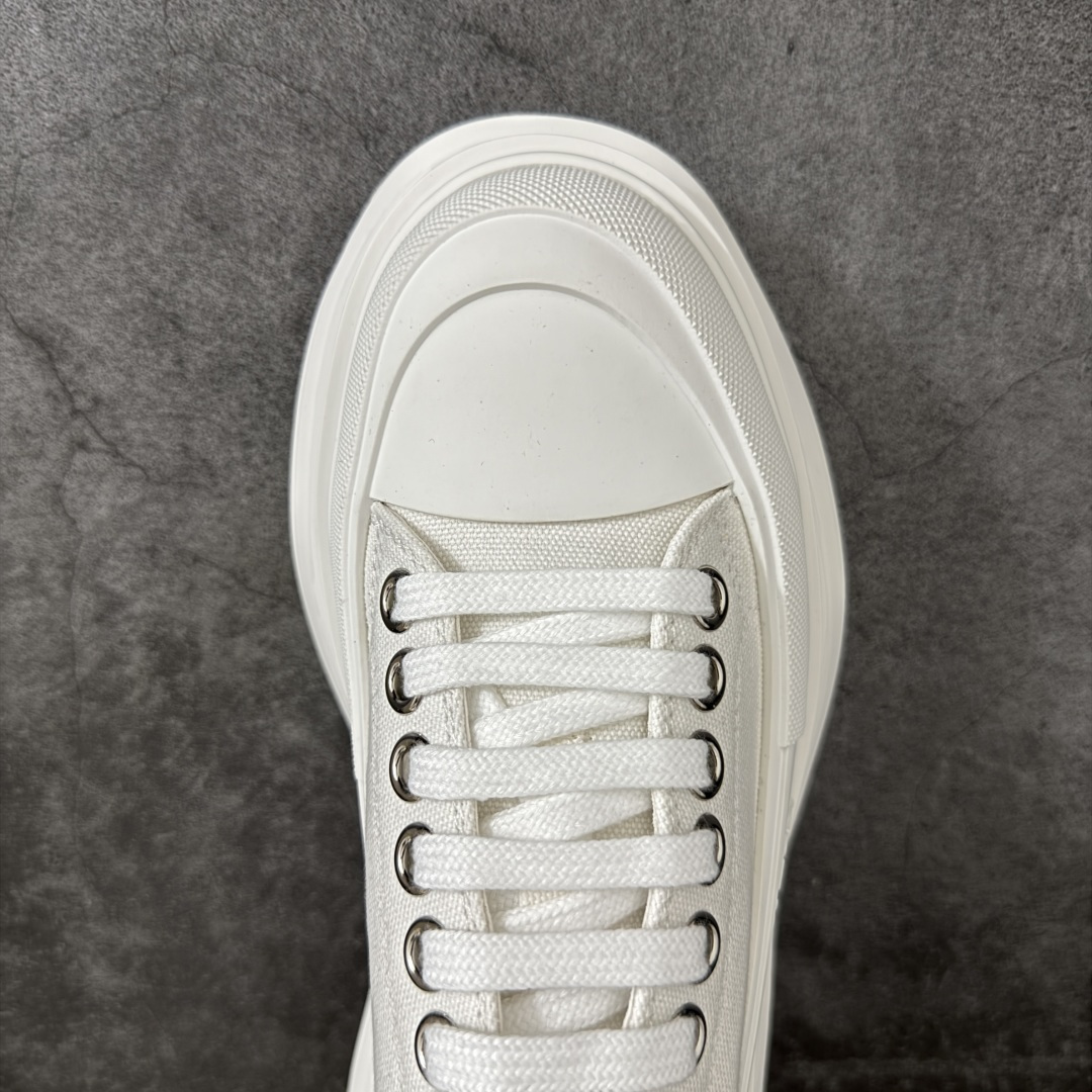 图片[5]-【HT纯原礼盒版】Alexander McQueen/亚历山大麦昆松糕鞋厚底增高小白鞋 帆布鞋 麦昆二代纯白色 全市场配色最齐(100+配色) 性价比最高 同价位品质无敌 进口丝绸亚光原版正品 水染羊皮内里 羊皮垫脚 回弹度到位 耐磨又舒适 鞋底厚4.5cm 全套原版包装 配件齐全 官方一致 凹凸定制正品原盒包装 右脚鞋舌嵌入防伪芯片装置 外盒鞋标官方二维码扫码+防伪芯片 尺码：35-45-选品中心