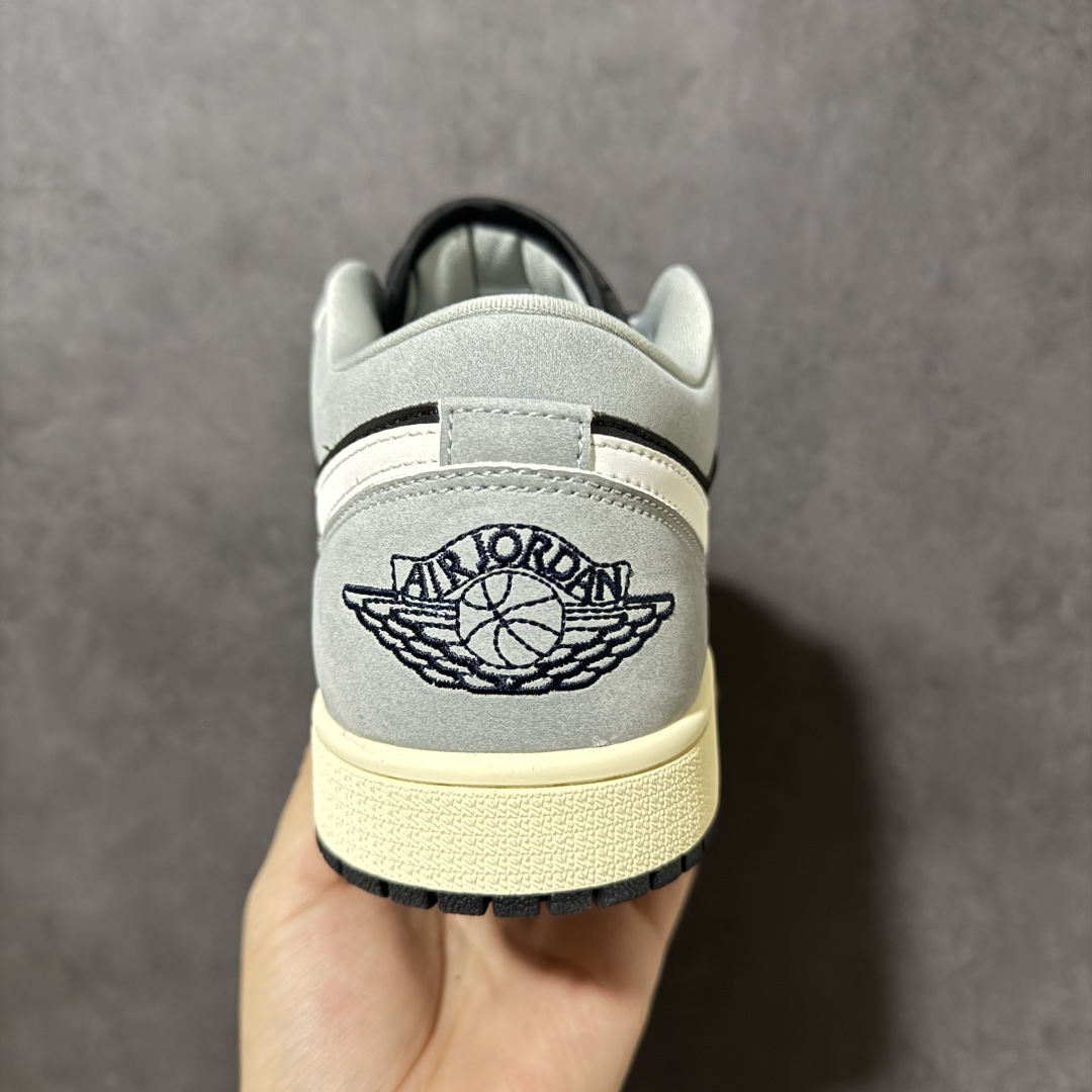 图片[4]-【H11纯原】Nike Air Jordan 1 Low SE AJ1 乔一 舒适贴合 防滑耐磨 低帮 复古篮球鞋 货号：HQ2010-012 尺码：35.5 36 36.5 37.5 38 38.5 39 40 40.5 41 42 42.5 43 44 45 46 47.5 48.5 #H11顶级纯原 纯原外贸平台特供订单 #全套原纸板楦头开发 #原厂特供材料配套加持 #确保原汁原味 完美呈现版型 #原档数据独家私模大底 #男女鞋同步官方开发至48.5 #原装进口轻量化鞋垫 #进口港宝加持 后跟自然饱满 还原公司包裹性 #鞋面采用原装数据贴合技术 #全方位贴合包裹脚型 #鞋跟部鞋底牵引设计 #提供强大的抓地性能 #更适应不同实战场地路面-选品中心