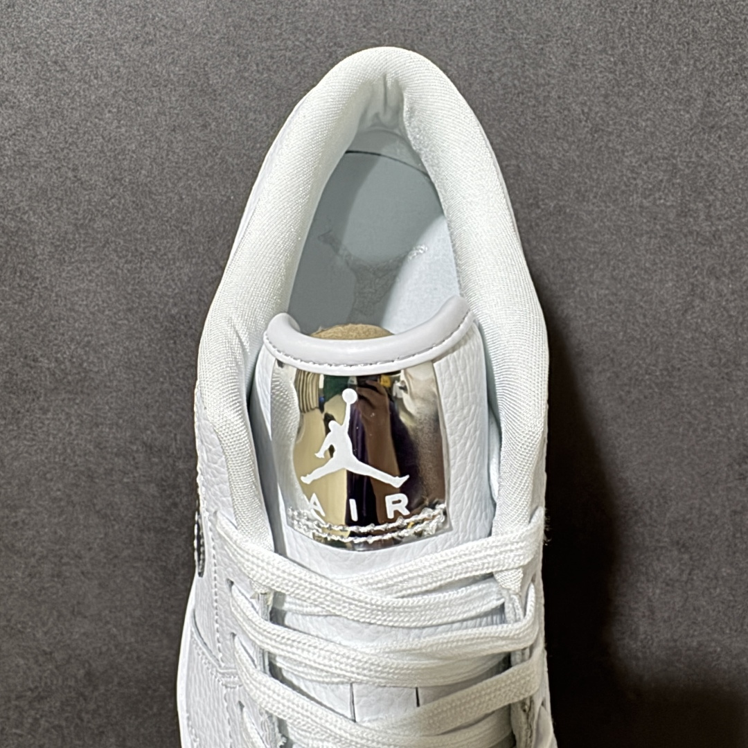 图片[6]-【K版纯原】Air Jordan AJ1 Low 低帮 IQ9381-100 全新流水线出品 市场第二梯队最强版 全部原鞋开发 原楦原纸板开发 全鞋电脑针车 原厂内置全掌气垫 原盒内在原标 唯一Zp原版鞋带绑法 免检产品 全新2022版型 全头层皮料 完美零毛边处理 原厂配置全掌气垫 价格定位良心 新配色陆续出货 尺码：36-46带半码-选品中心