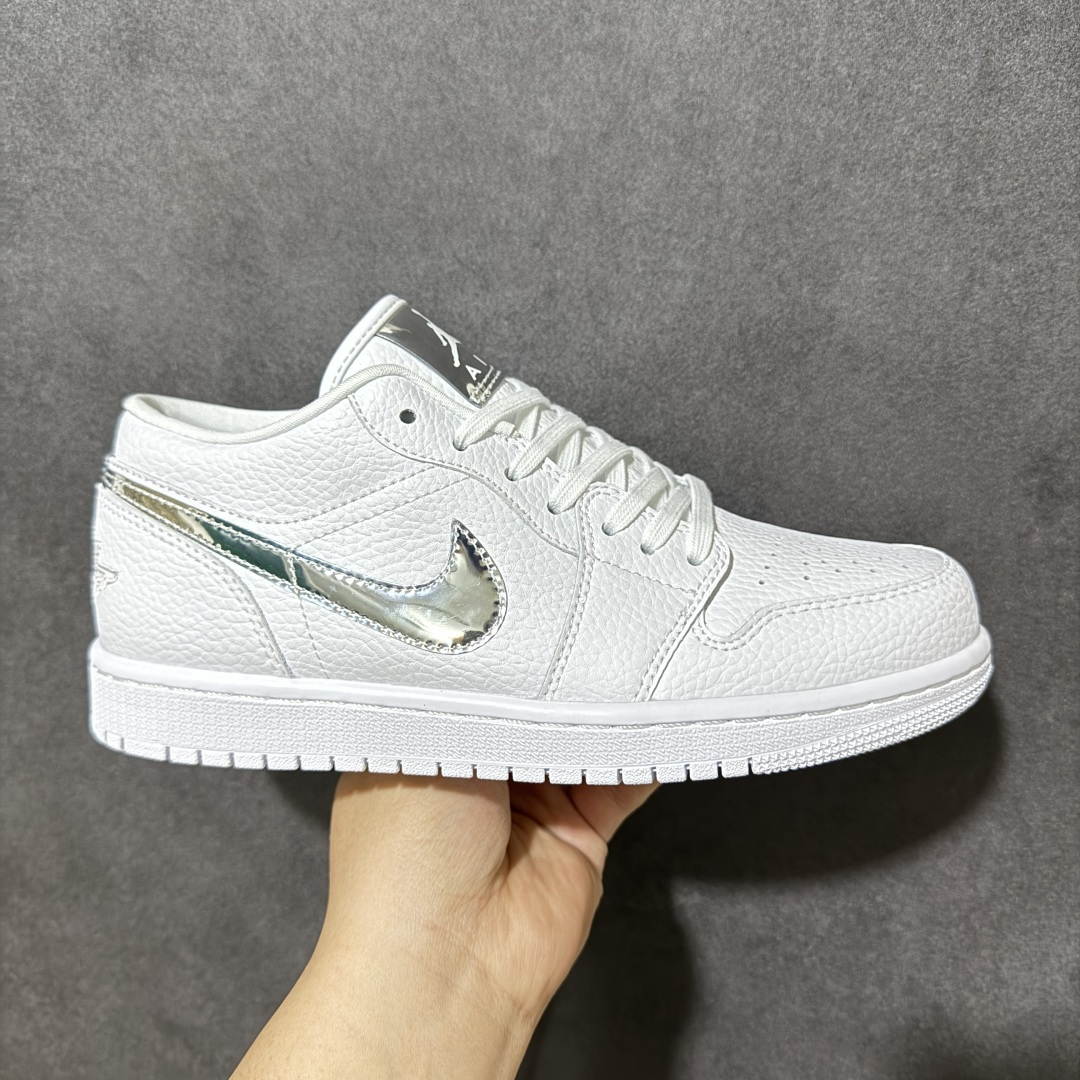 【K版纯原】Air Jordan AJ1 Low 低帮 IQ9381-100 全新流水线出品 市场第二梯队最强版 全部原鞋开发 原楦原纸板开发 全鞋电脑针车 原厂内置全掌气垫 原盒内在原标 唯一Zp原版鞋带绑法 免检产品 全新2022版型 全头层皮料 完美零毛边处理 原厂配置全掌气垫 价格定位良心 新配色陆续出货 尺码：36-46带半码-选品中心