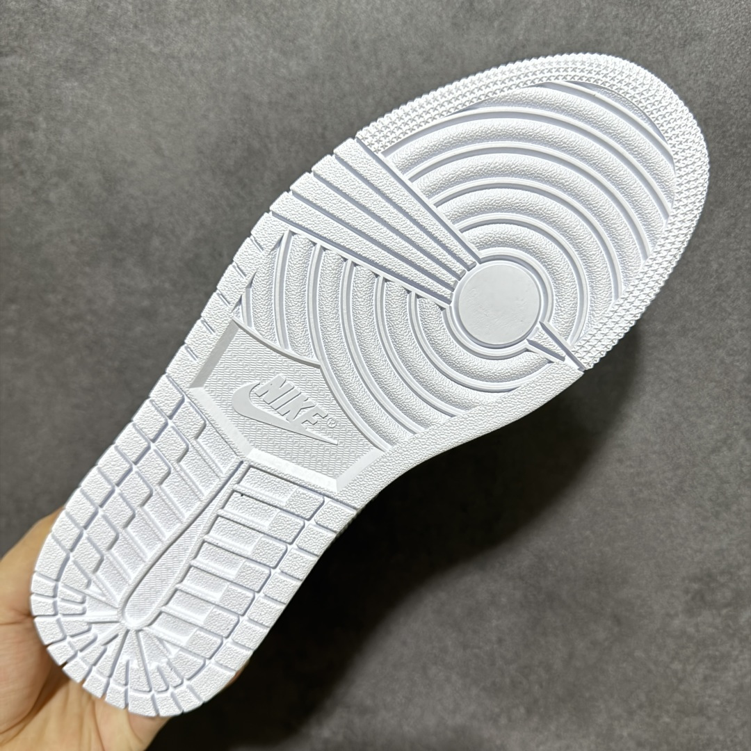 图片[9]-【K版纯原】Air Jordan AJ1 Low 低帮 IQ9381-100 全新流水线出品 市场第二梯队最强版 全部原鞋开发 原楦原纸板开发 全鞋电脑针车 原厂内置全掌气垫 原盒内在原标 唯一Zp原版鞋带绑法 免检产品 全新2022版型 全头层皮料 完美零毛边处理 原厂配置全掌气垫 价格定位良心 新配色陆续出货 尺码：36-46带半码-选品中心